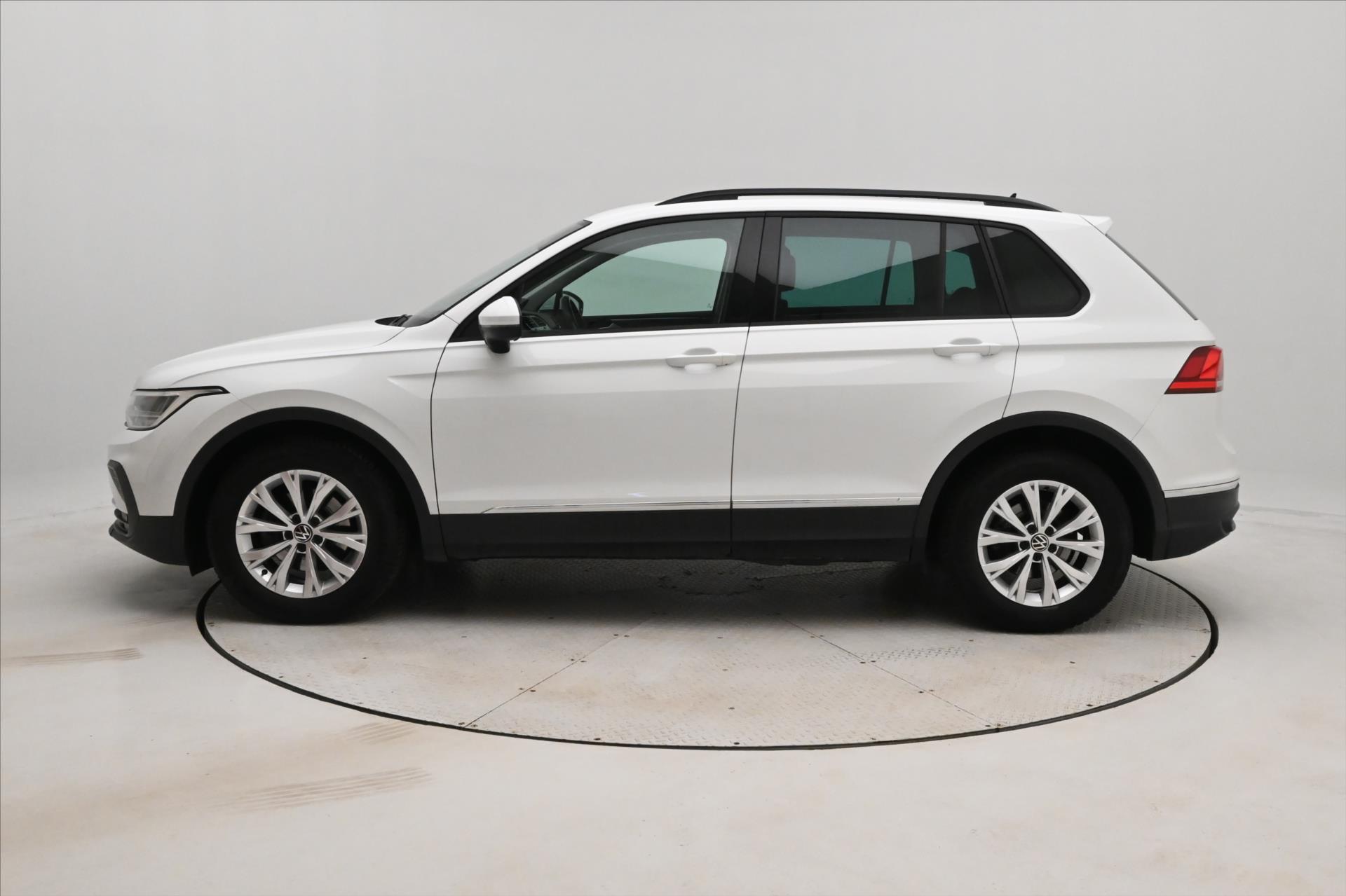 Hlavní fotografie vozu Volkswagen Tiguan 2,0 TDI 110 kW DSG Life Záruka až 5 let (8)