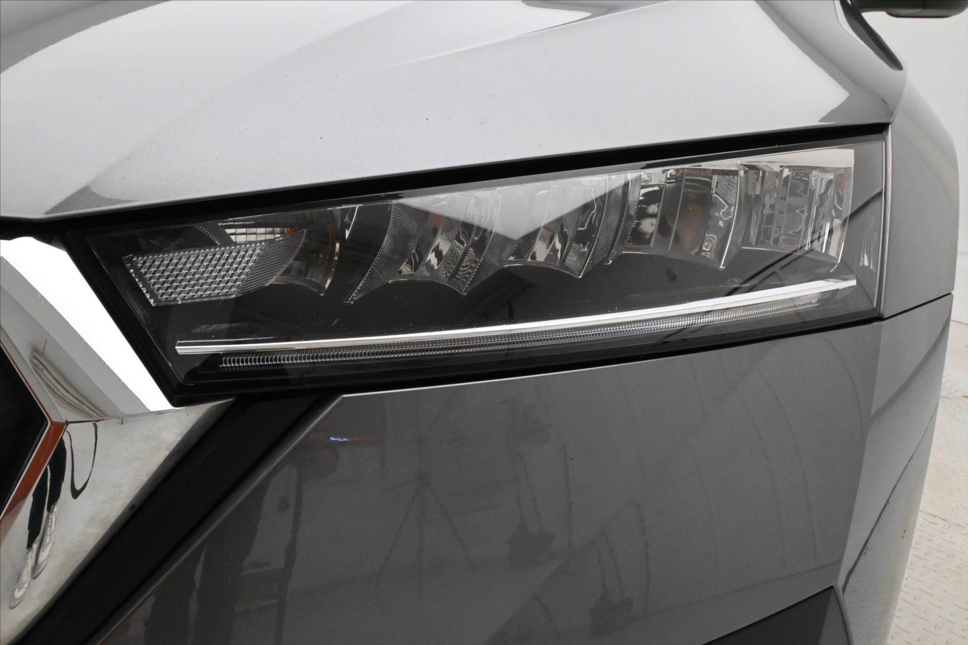 Hlavní fotografie vozu Škoda Octavia 2,0 TDI 110 KW DSG EL.KUFR Záruka až 5 let (29)