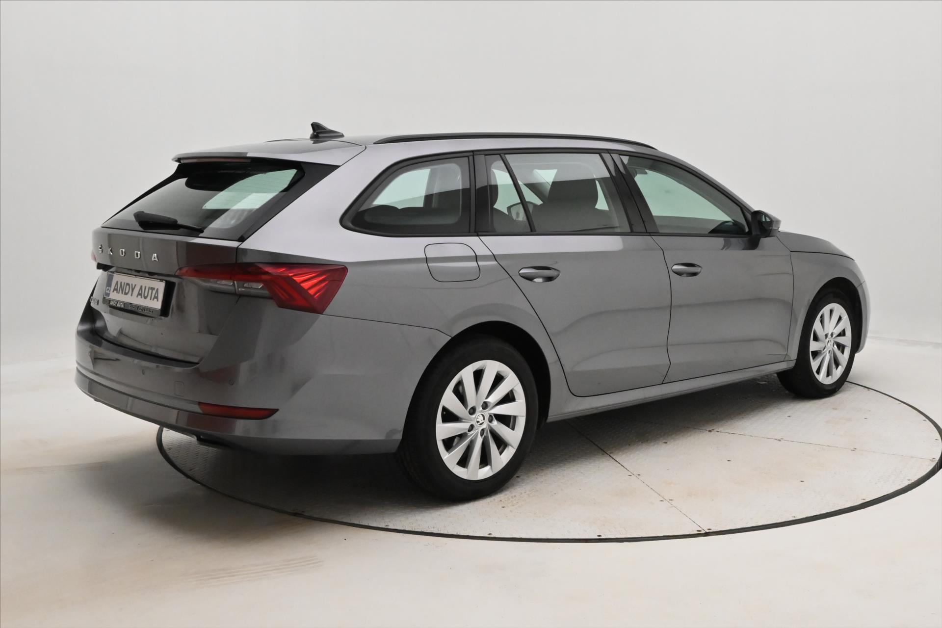 Hlavní fotografie vozu Škoda Octavia 2,0 TDI 110 KW DSG EL.KUFR Záruka až 5 let (5)