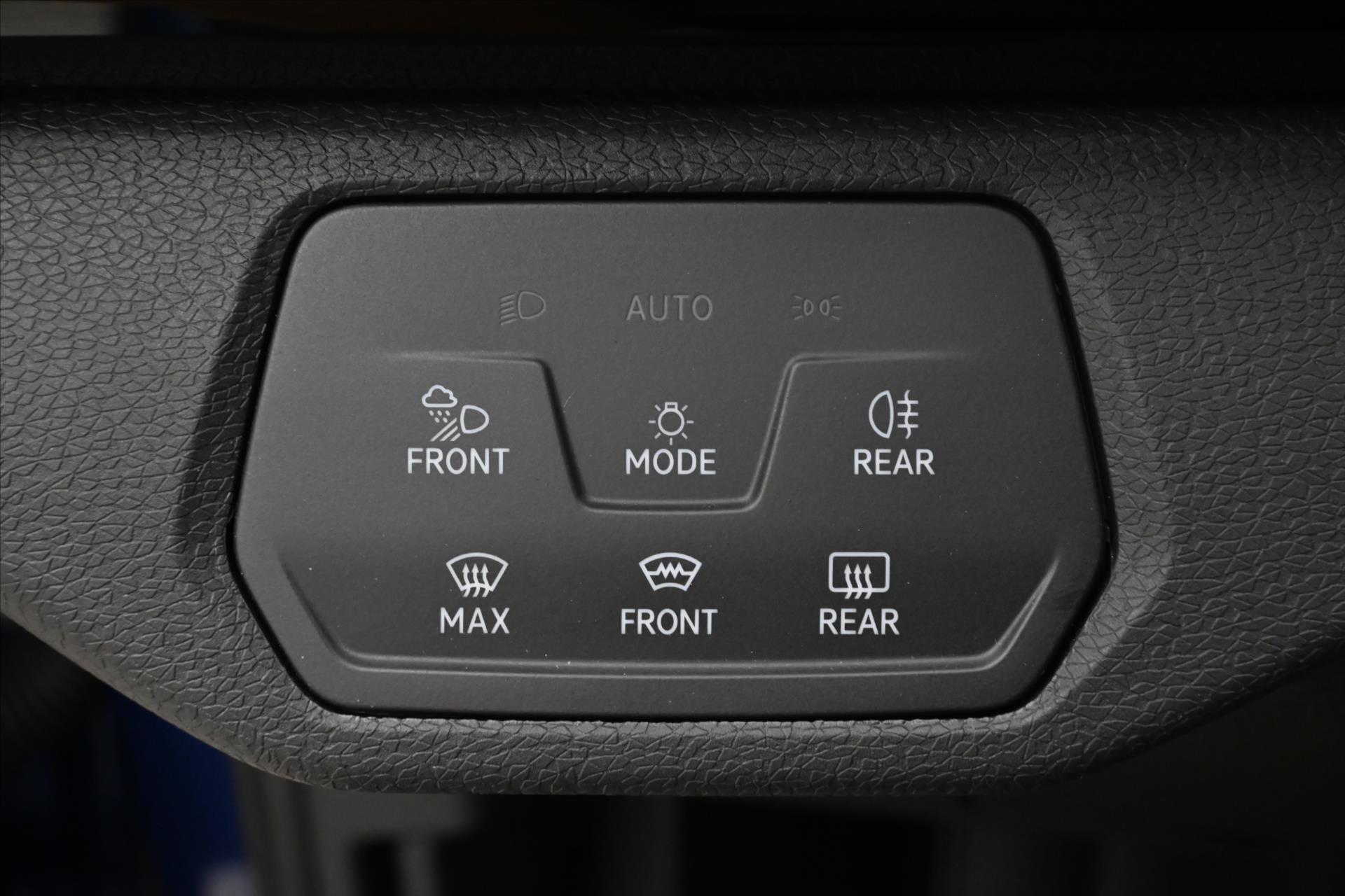 Hlavní fotografie vozu Volkswagen ID.5 Pro Perfo. 150kW 77kWh SoH 93% Záruka až 3 roky (25)