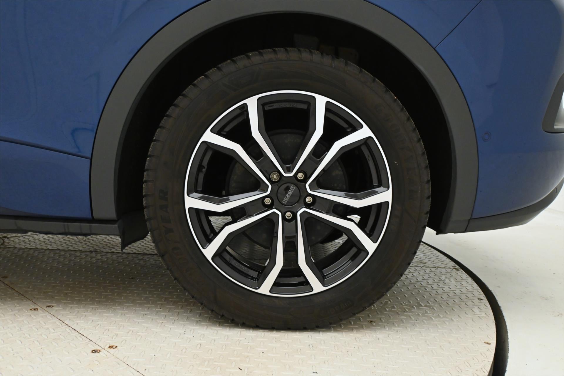 Hlavní fotografie vozu Volkswagen ID.5 Pro Perfo. 150kW 77kWh SoH 93% Záruka až 3 roky (30)