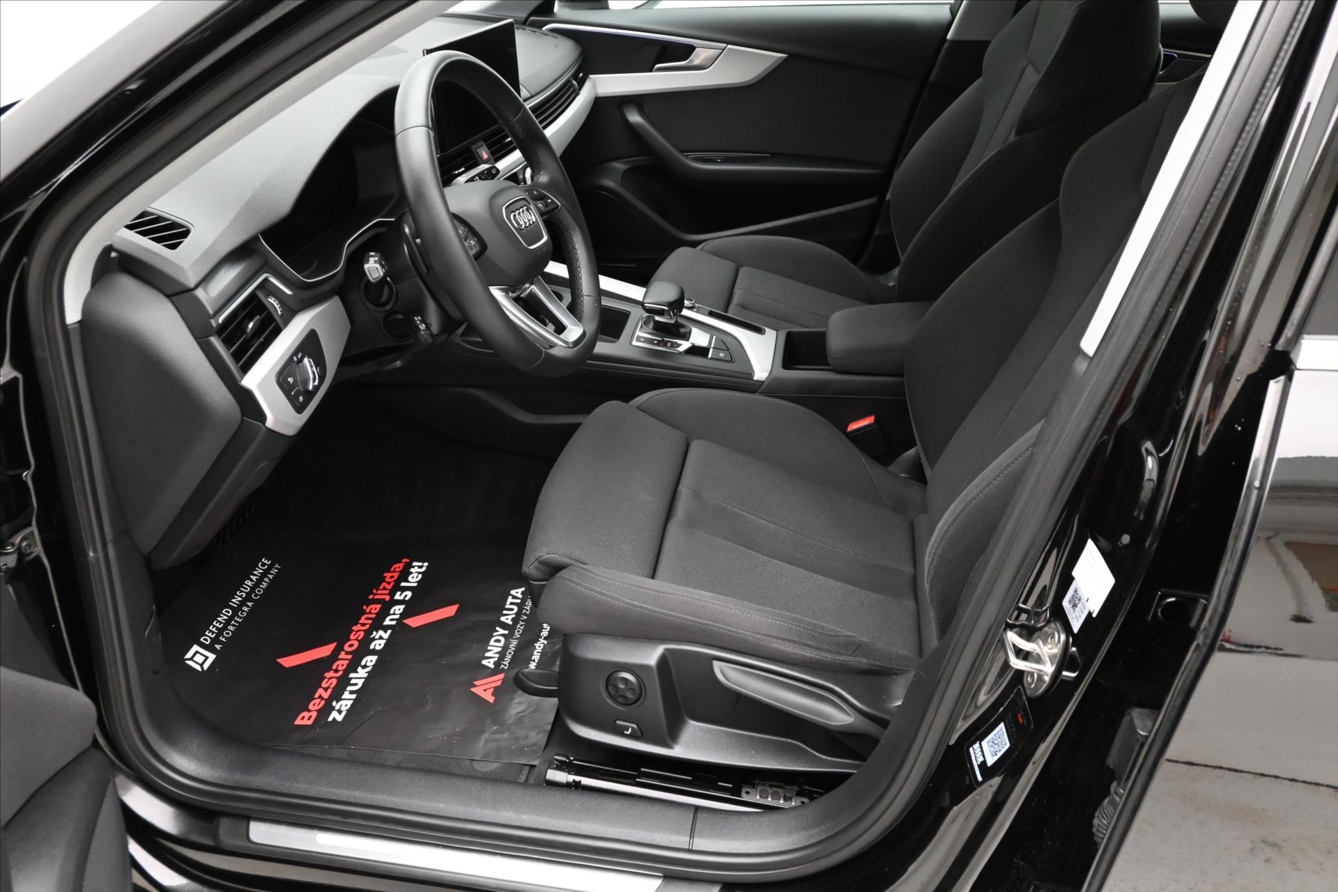 Hlavní fotografie vozu Audi A4 2,0 40TDI 150 kW S-Tronic Záruka až 5 let (14)