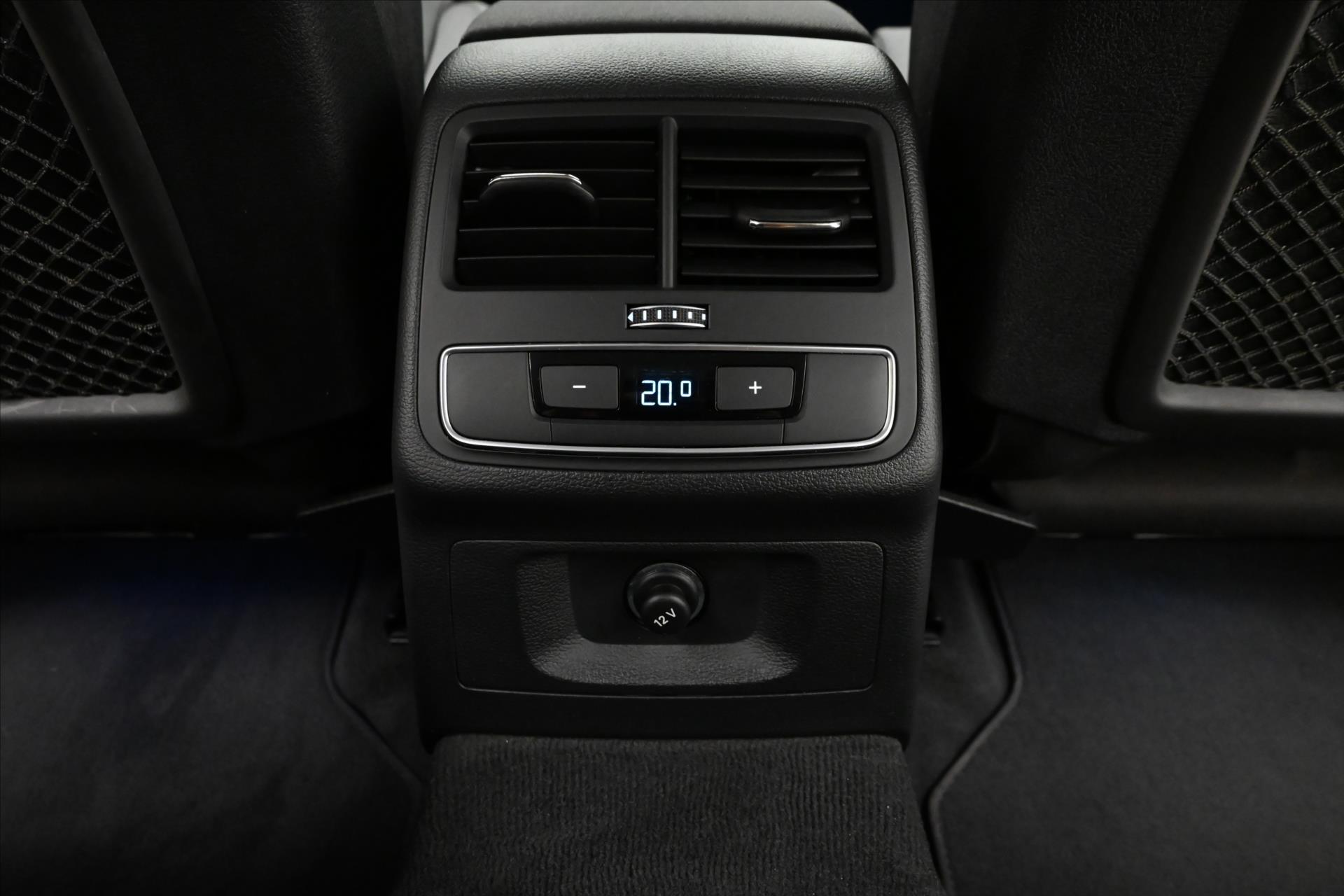 Hlavní fotografie vozu Audi A4 2,0 40TDI 150 kW S-Tronic Záruka až 5 let (24)