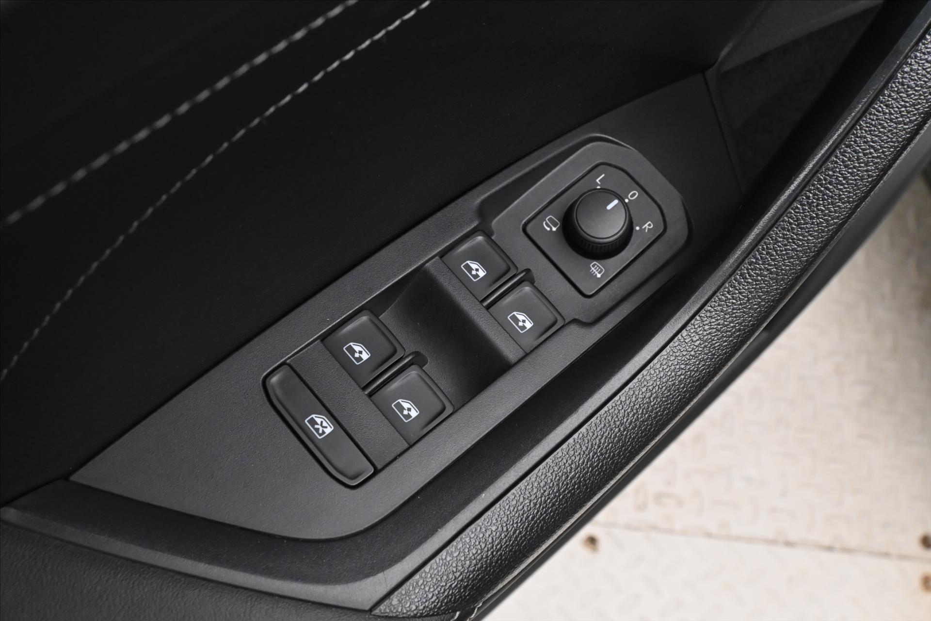 Hlavní fotografie vozu Škoda Kodiaq 2,0 TDI 110 kW DSG TAŽNÉ ZAŘÍZENÍ Záruka až 5 let (25)