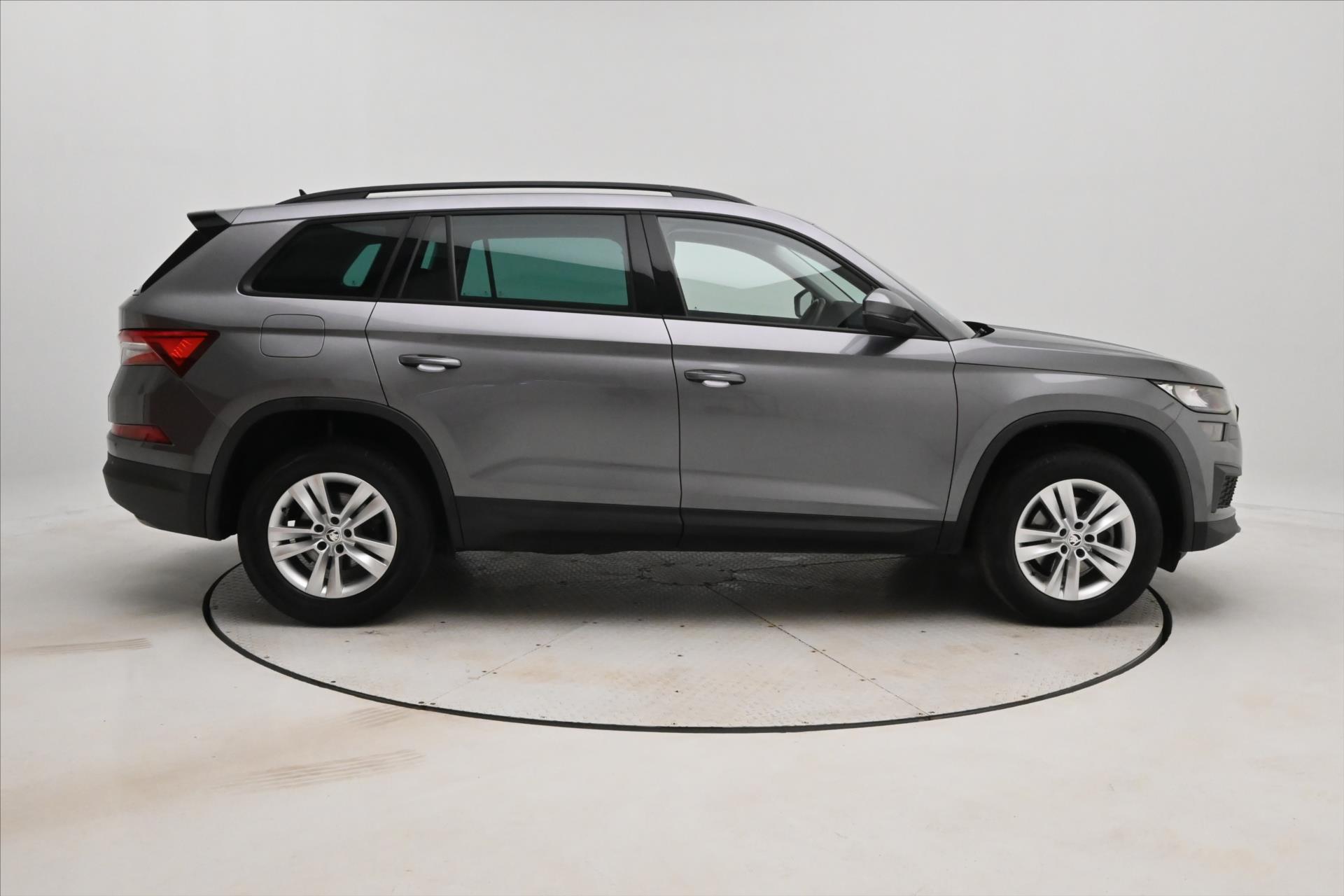 Hlavní fotografie vozu Škoda Kodiaq 2,0 TDI 110 kW DSG TAŽNÉ ZAŘÍZENÍ Záruka až 5 let (4)