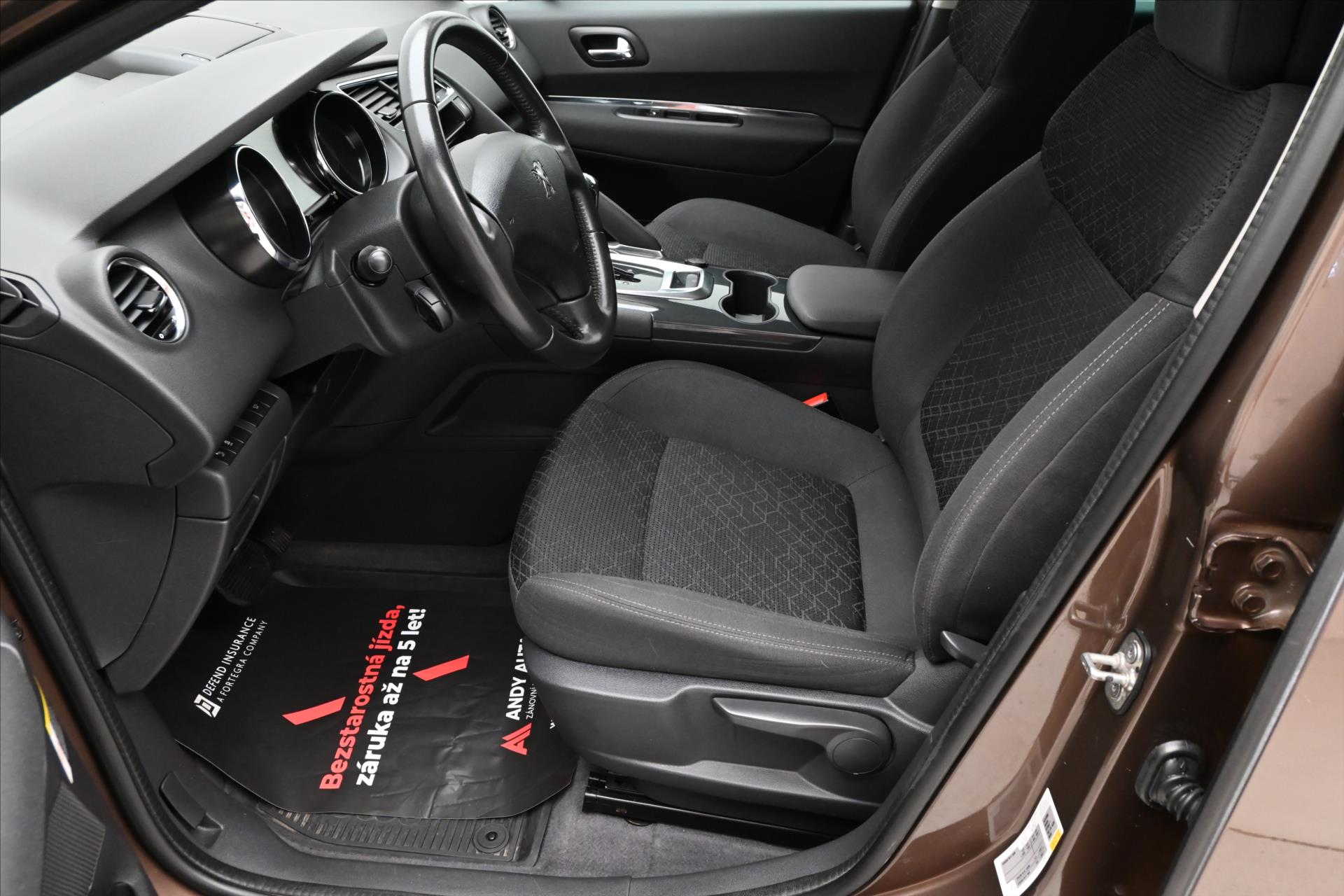 Hlavní fotografie vozu Peugeot 3008 1,6 HDI 88 kW AT tažné Záruka až 5 let (13)