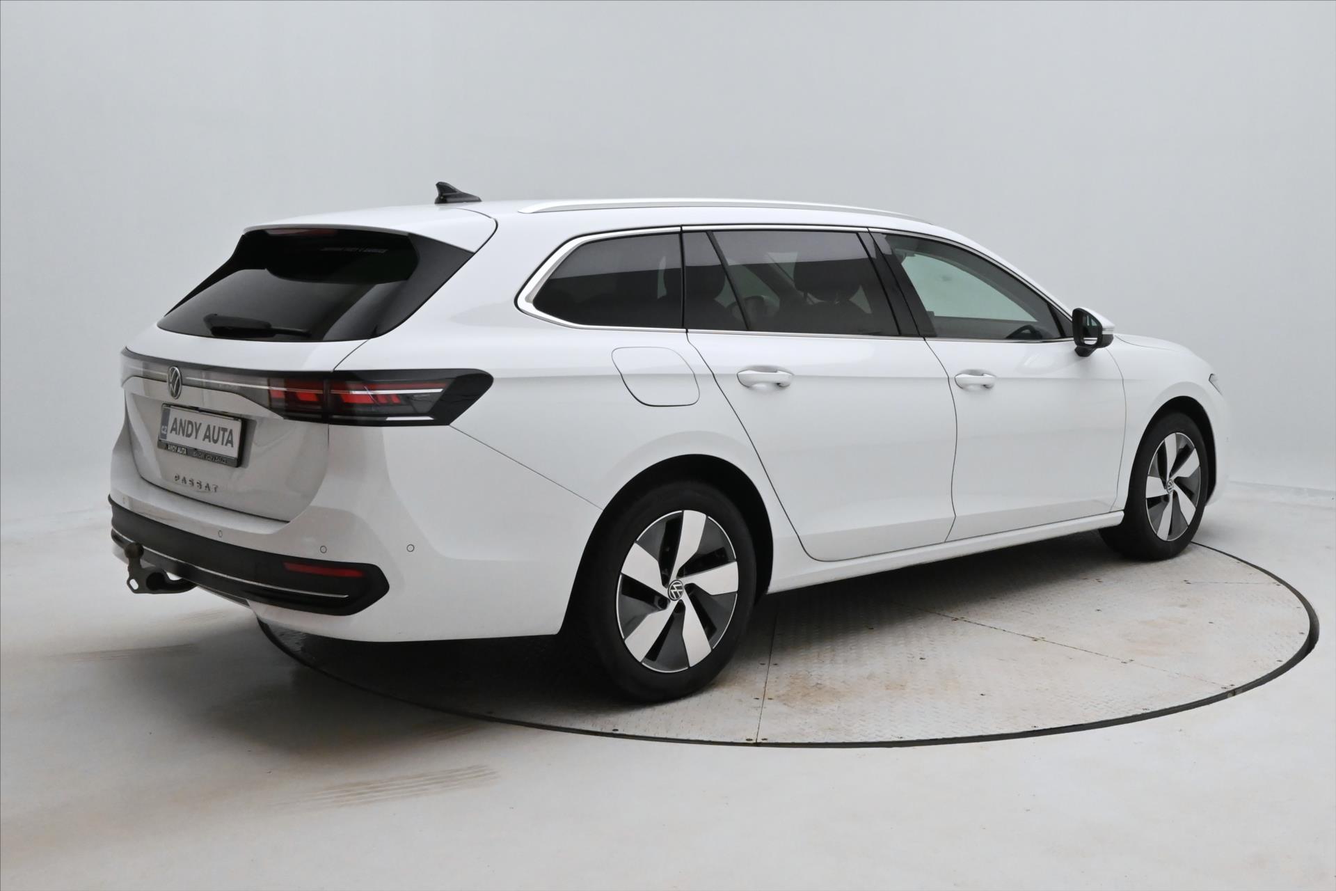 Hlavní fotografie vozu Volkswagen Passat 2,0 TDI 110 kW DSG Business Záruka až 5 let (5)