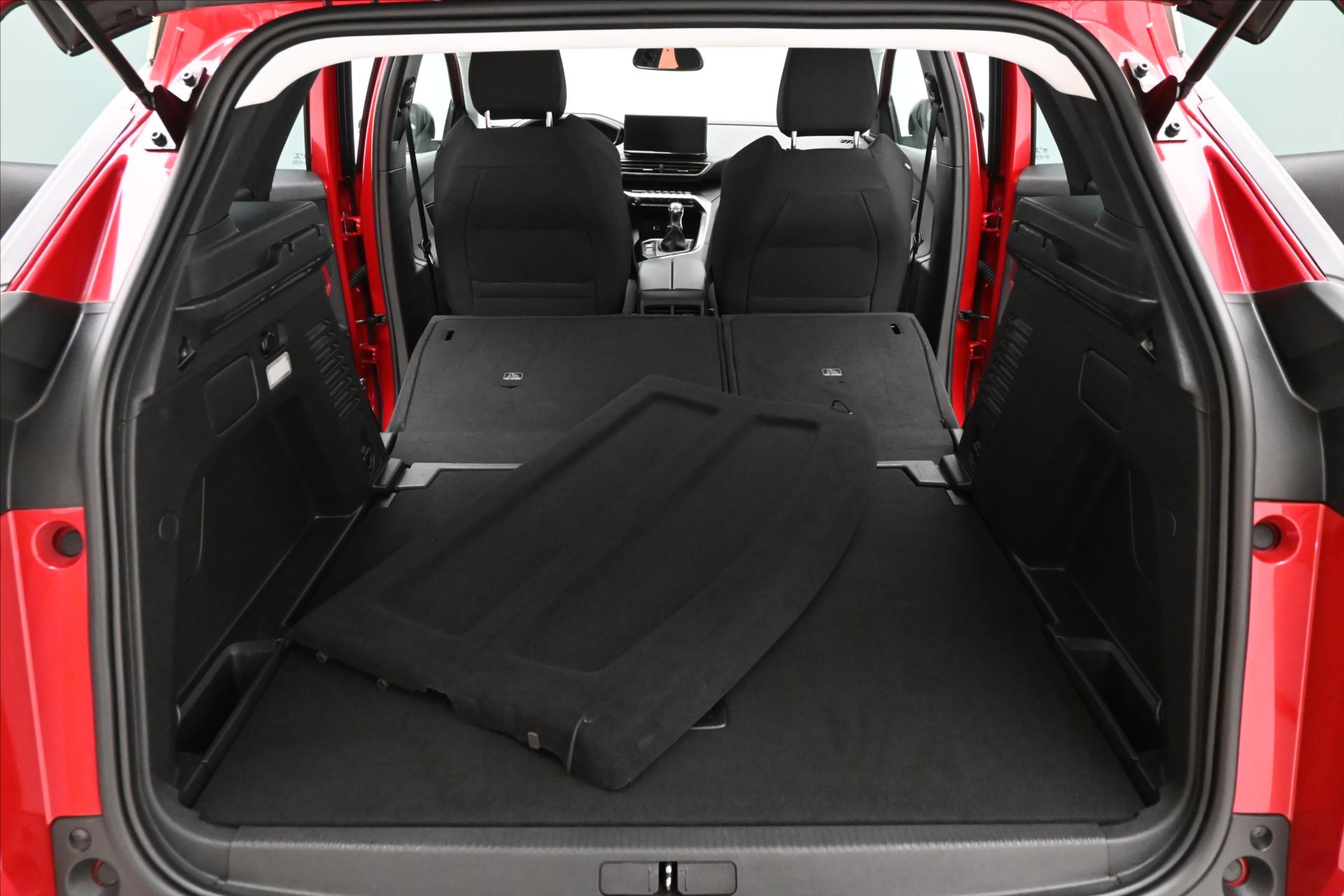 Hlavní fotografie vozu Peugeot 3008 1,5 HDI 96 kW Active Záruka až 5 let (11)