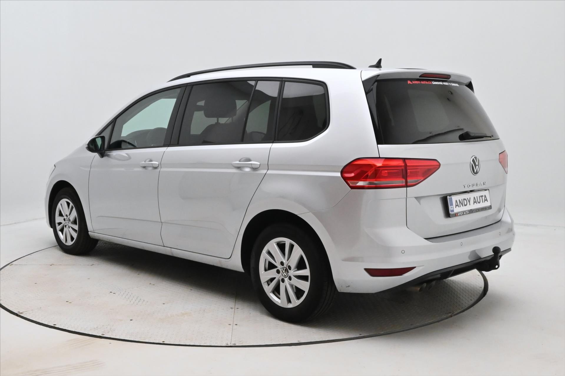 Hlavní fotografie vozu Volkswagen Touran 2,0 TDI 110kW DSG Comfortline Záruka až 5 let (7)