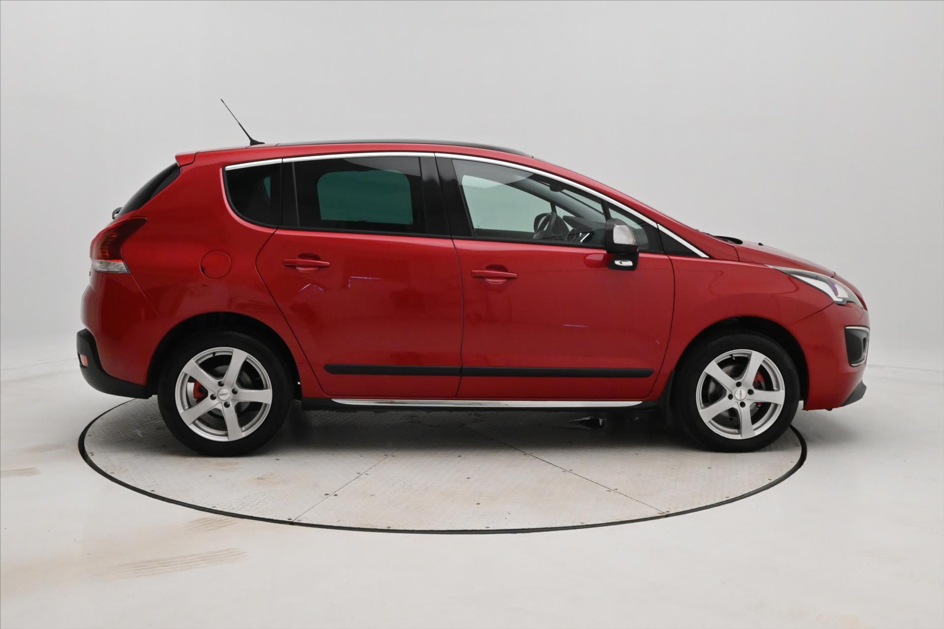 Hlavní fotografie vozu Peugeot 3008 1,6 HDI 84 kW Manuál (4)