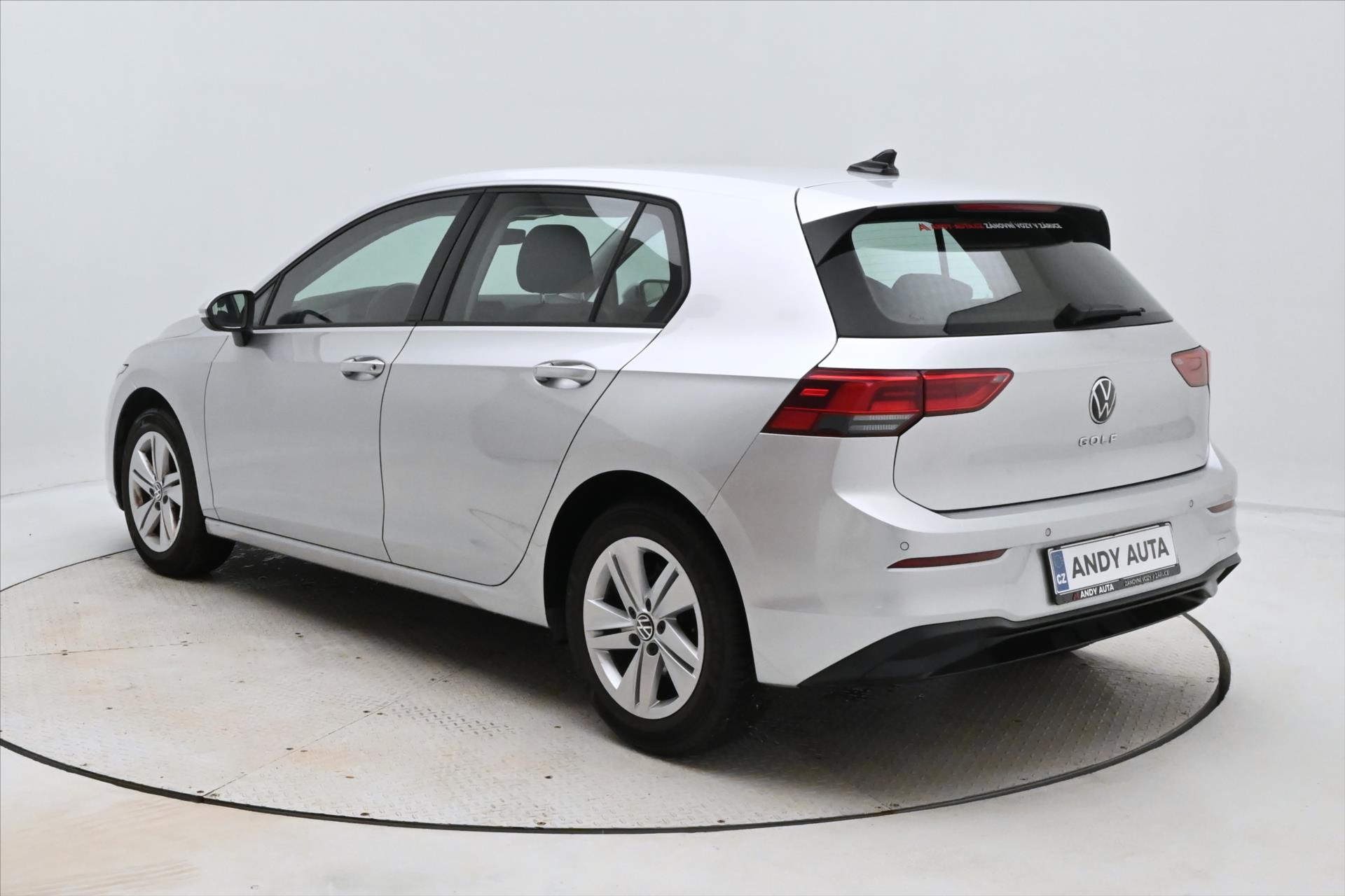 Hlavní fotografie vozu Volkswagen Golf 1,0 TSI 81kW Life Záruka až 5 let (7)