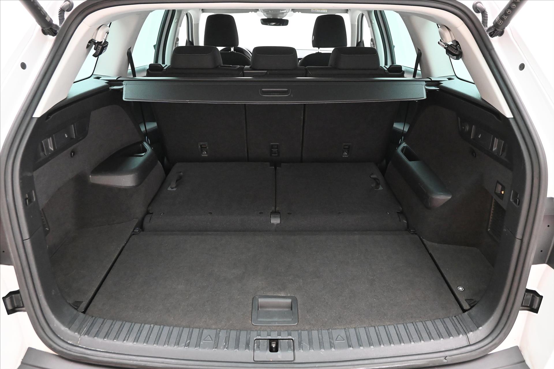 Hlavní fotografie vozu Škoda Kodiaq 2,0 TDI 110kW DSG Ambitiion Záruka až 5 let (12)
