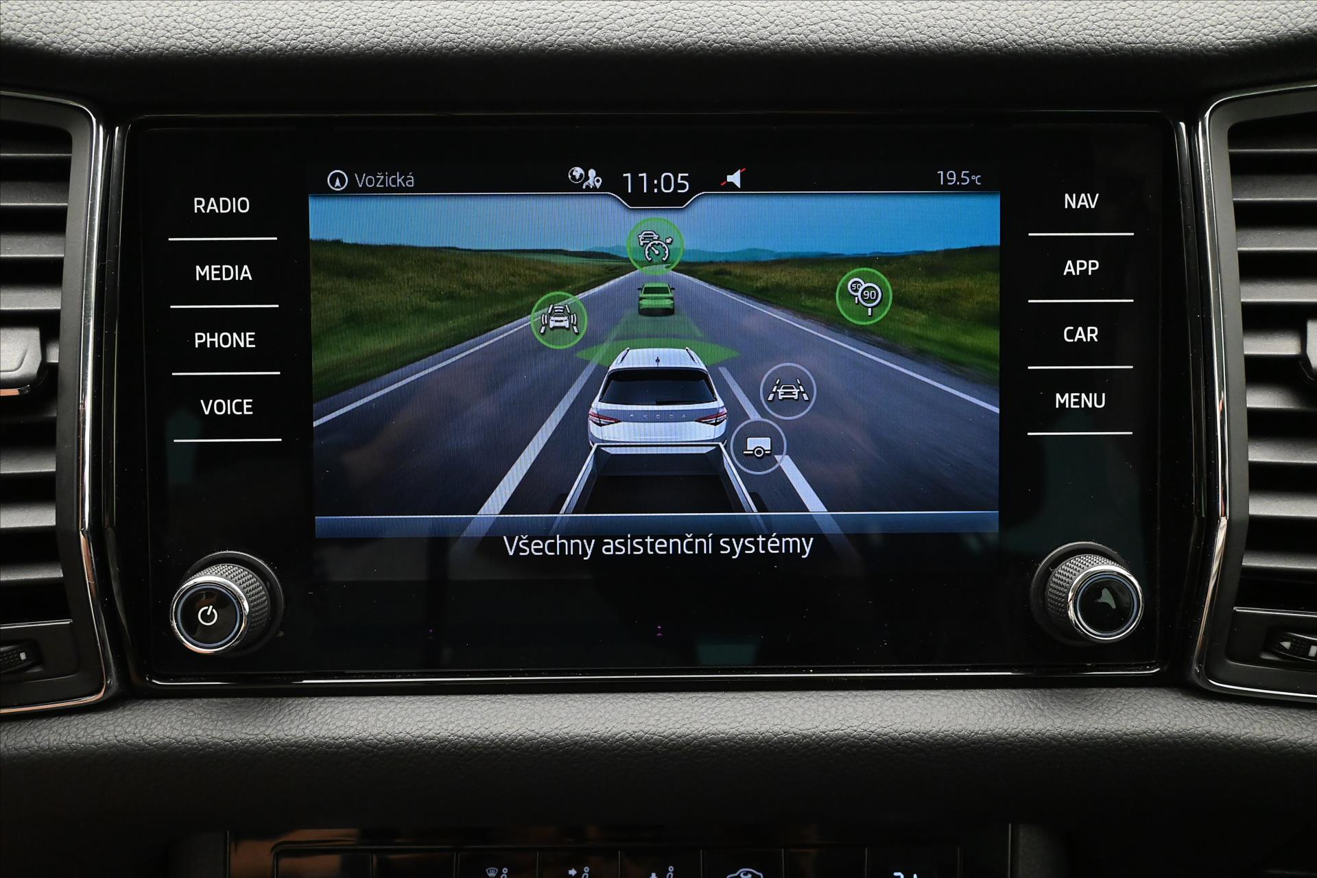 Hlavní fotografie vozu Škoda Kodiaq 2,0 TDI 110kW DSG Ambitiion Záruka až 5 let (21)