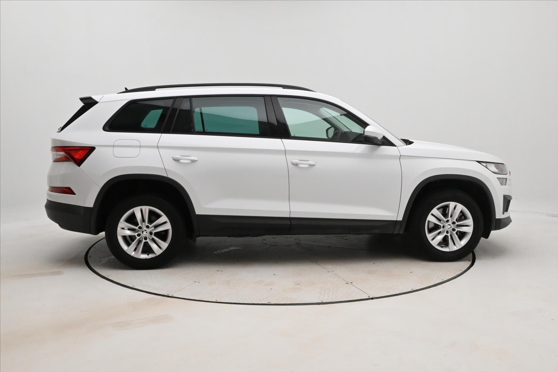 Hlavní fotografie vozu Škoda Kodiaq 2,0 TDI 110kW DSG Ambitiion Záruka až 5 let (5)