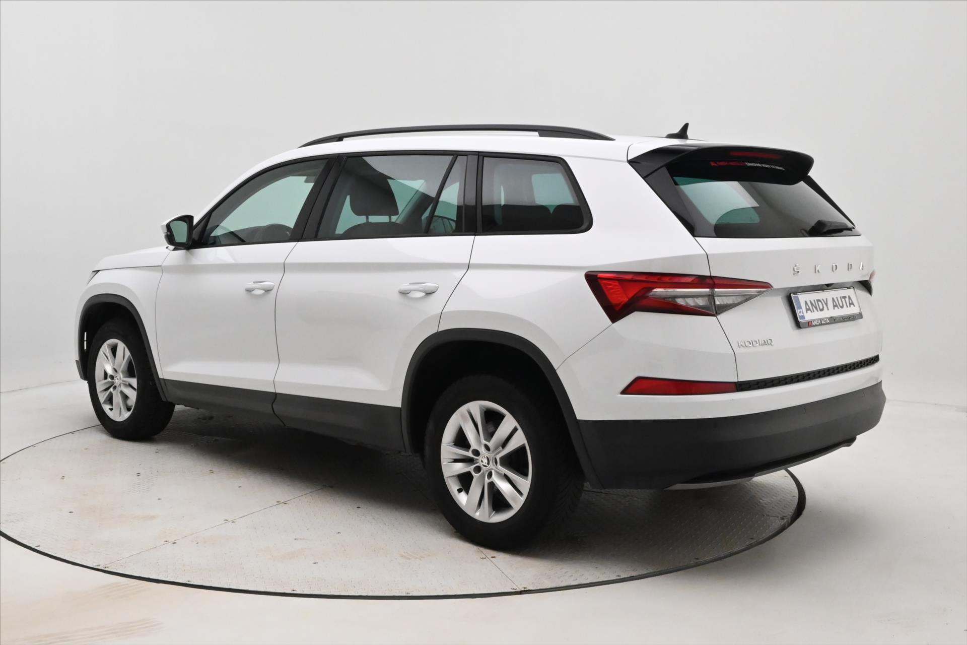 Hlavní fotografie vozu Škoda Kodiaq 2,0 TDI 110kW DSG Ambitiion Záruka až 5 let (8)