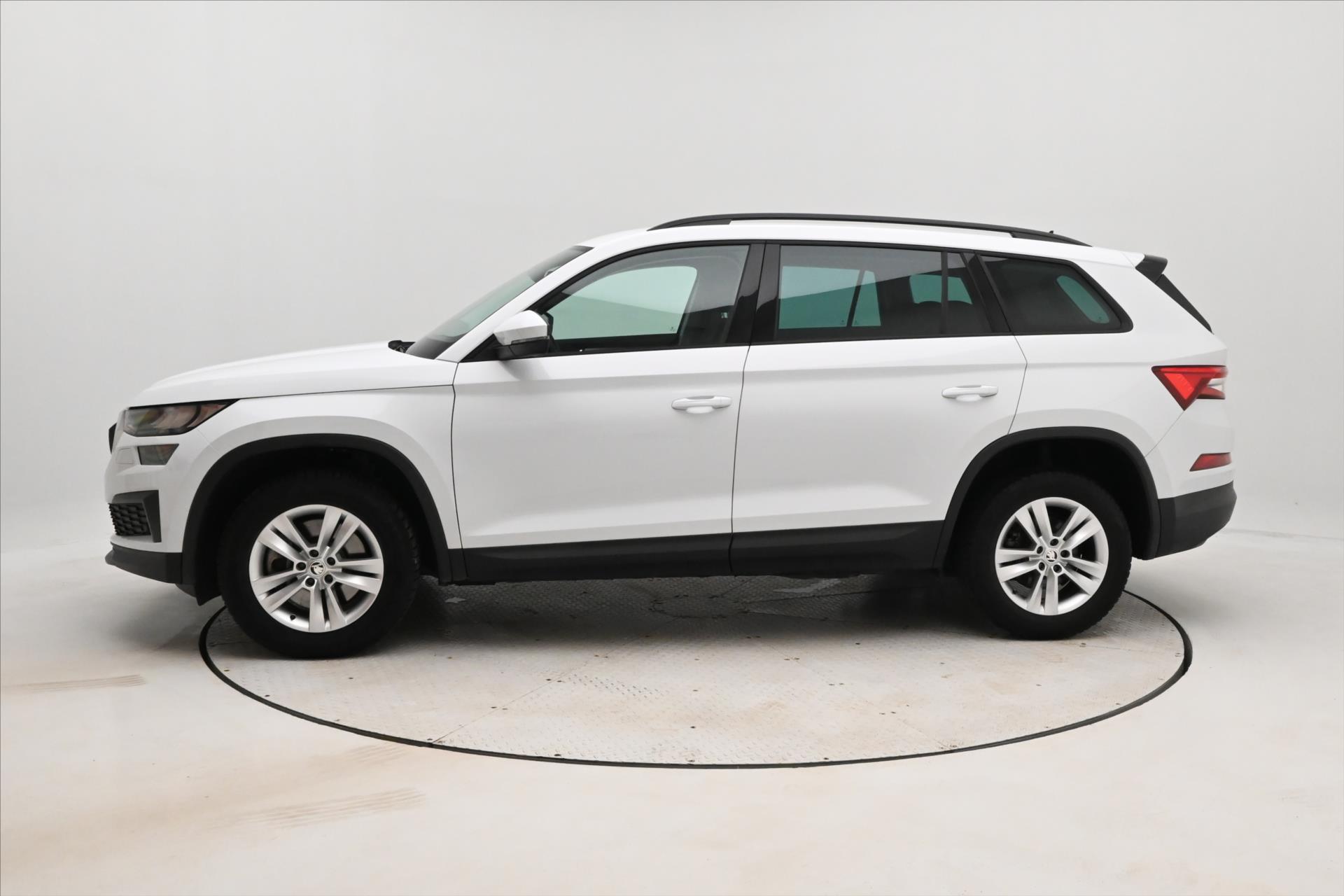 Hlavní fotografie vozu Škoda Kodiaq 2,0 TDI 110kW DSG Ambitiion Záruka až 5 let (9)