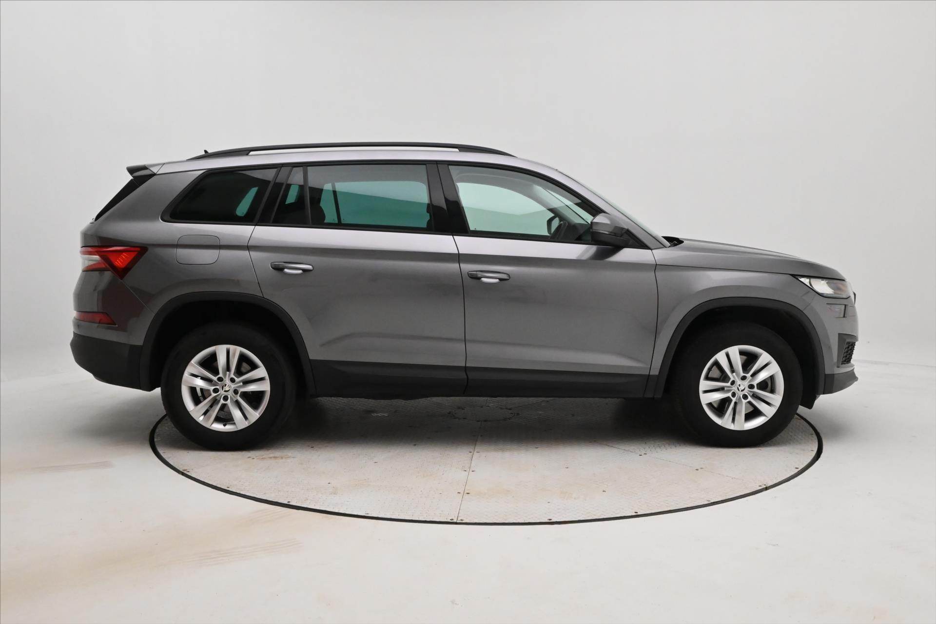 Hlavní fotografie vozu Škoda Kodiaq 2,0 TDI 110 kW DSG 7MÍST Záruka až 5 let (4)