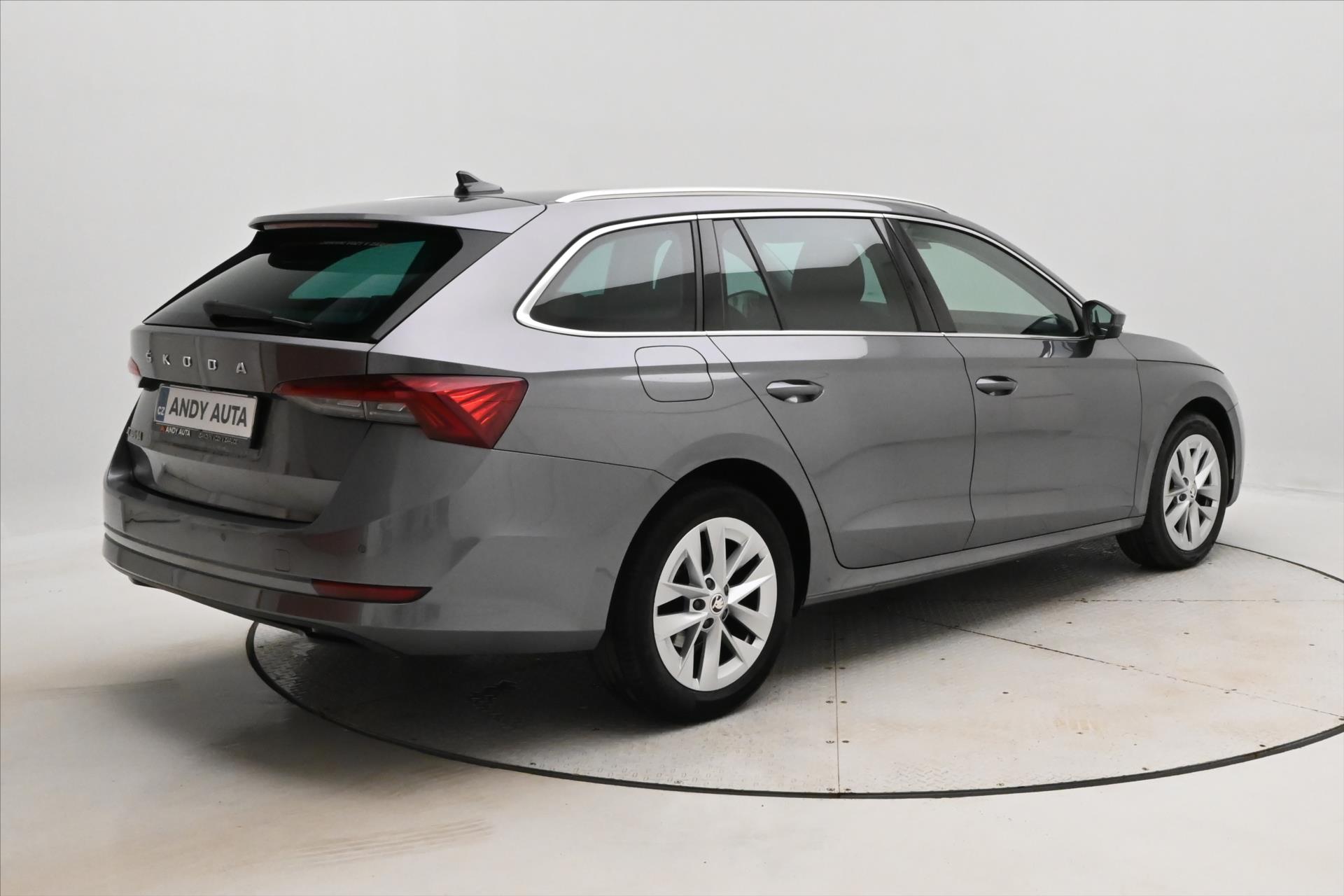 Hlavní fotografie vozu Škoda Octavia 2,0 TDI 110 kW DSG Style Záruka až 5 let (5)