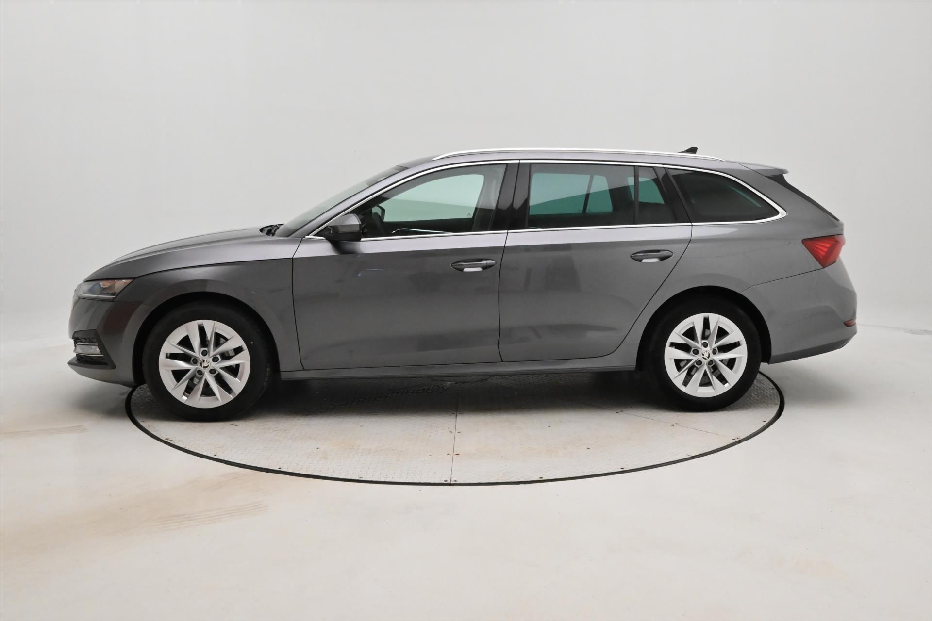 Hlavní fotografie vozu Škoda Octavia 2,0 TDI 110 kW DSG Style Záruka až 5 let (8)