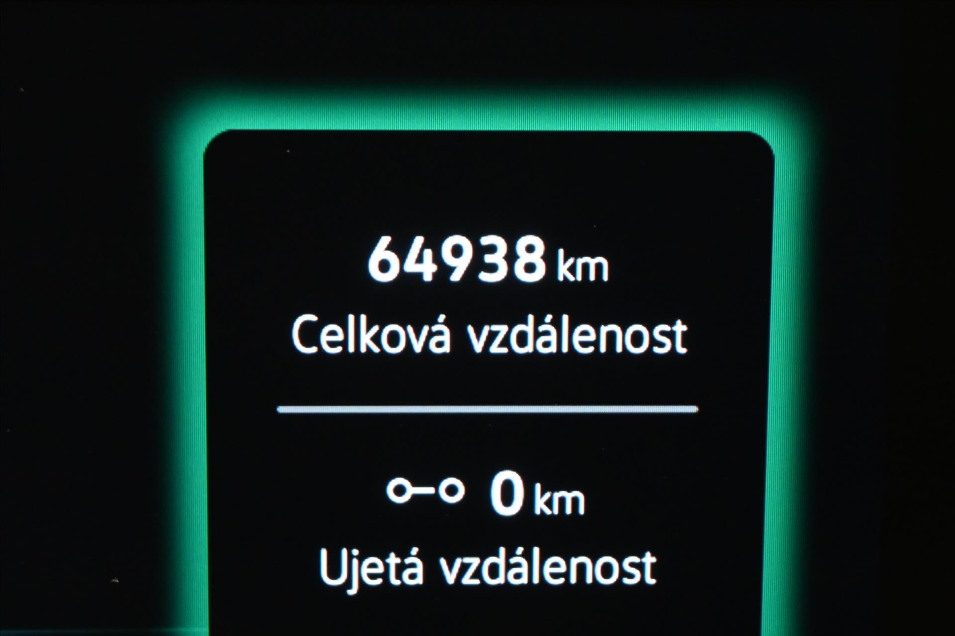 Hlavní fotografie vozu Volkswagen Passat 2,0 TDI 110 kW DSG Business Záruka až 5 let (17)