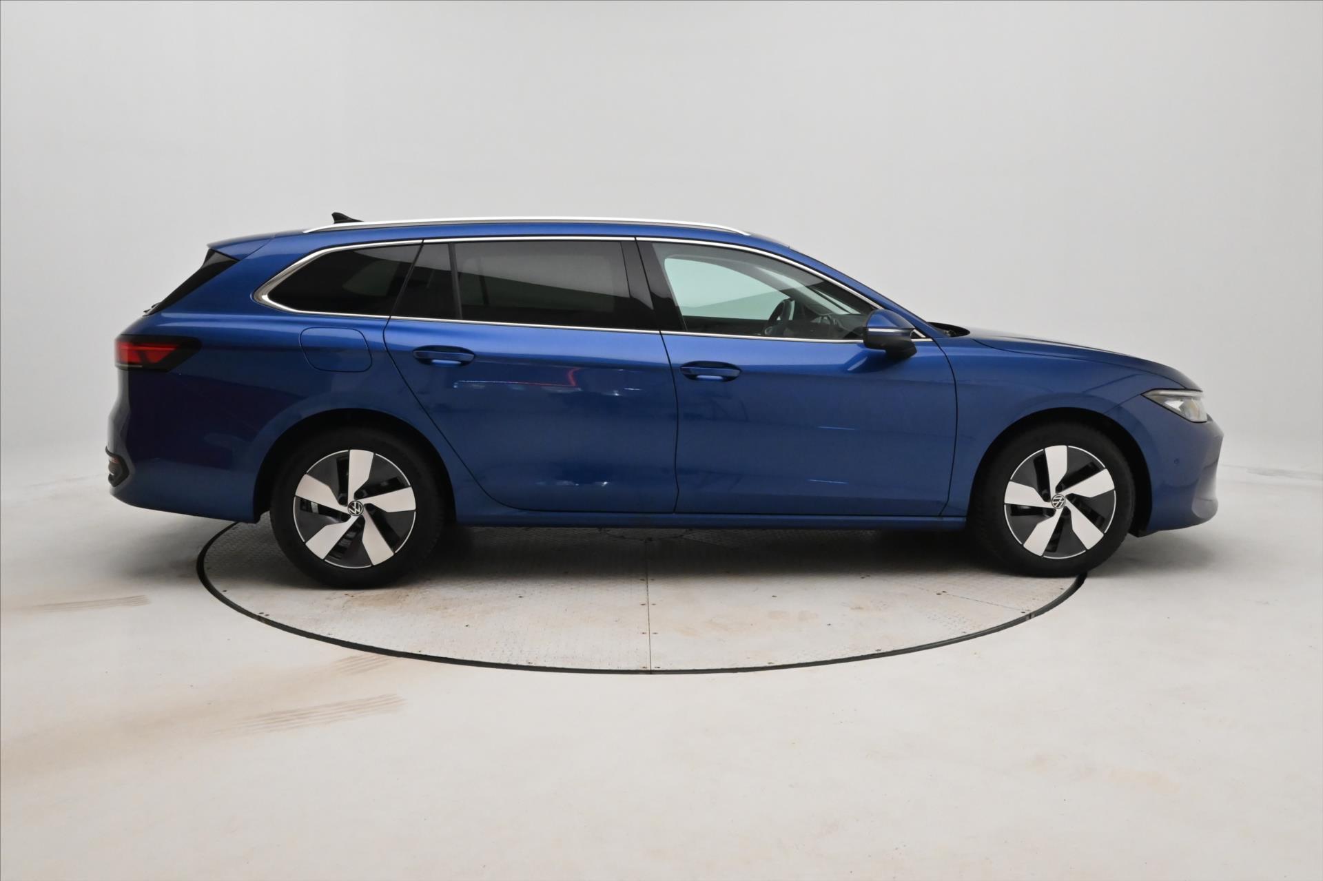 Hlavní fotografie vozu Volkswagen Passat 2,0 TDI 110 kW DSG Business Záruka až 5 let (4)