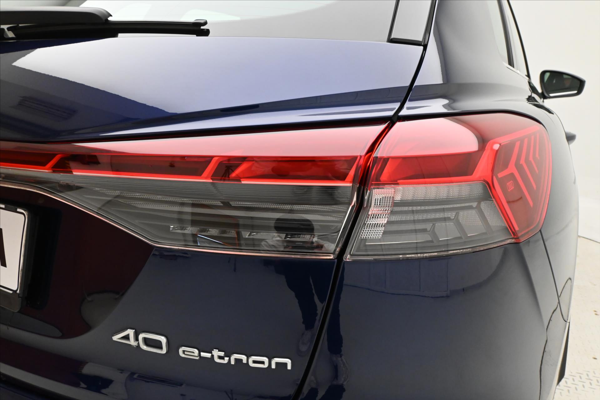 Hlavní fotografie vozu Audi Q4 40 e-tron 150kW 82kWh SOH 92% Záruka až 3 roky (29)