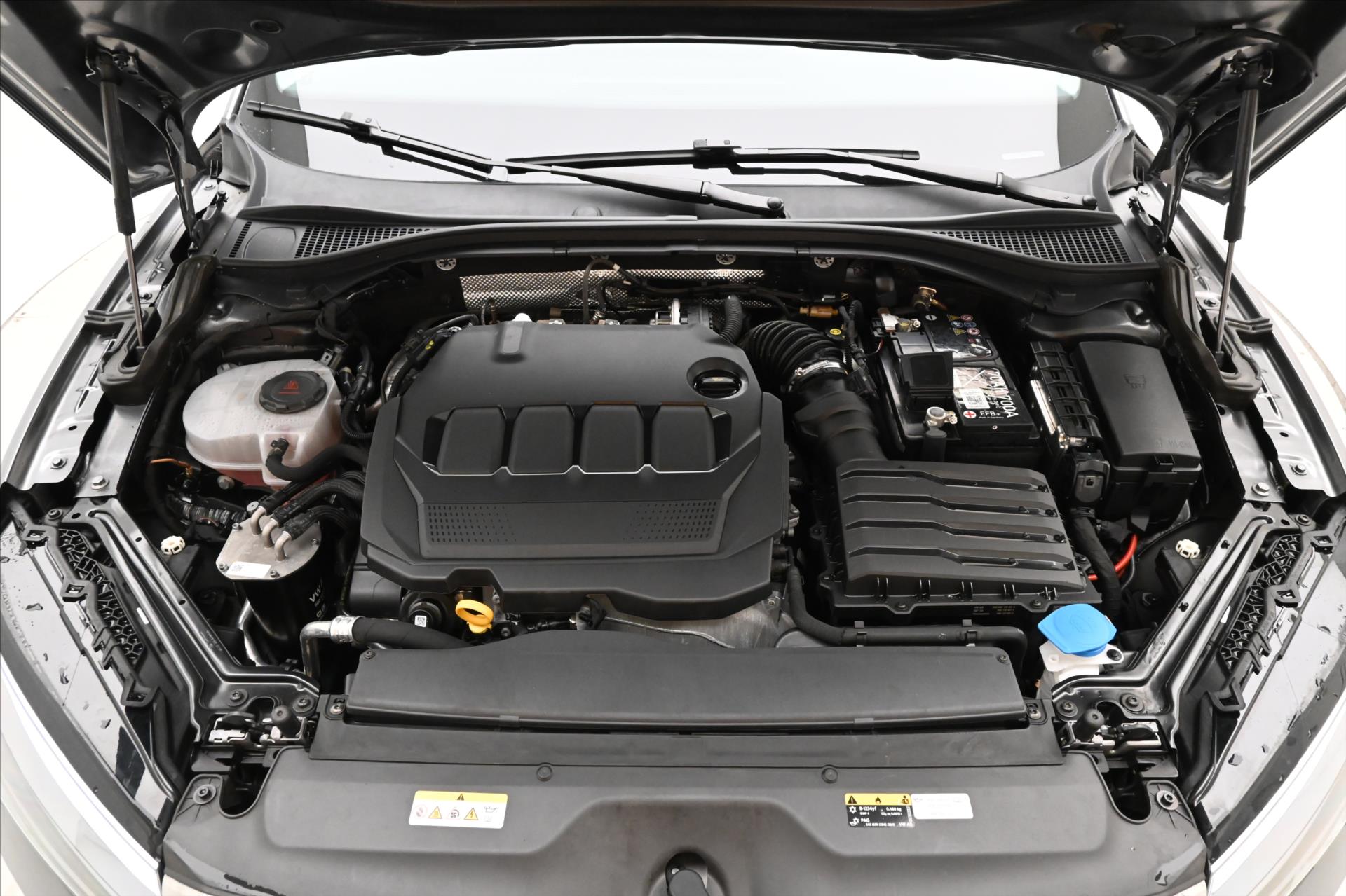 Hlavní fotografie vozu Škoda Superb 2,0 TDI 110kW DSG NAVIGACE Záruka až 5 let (9)