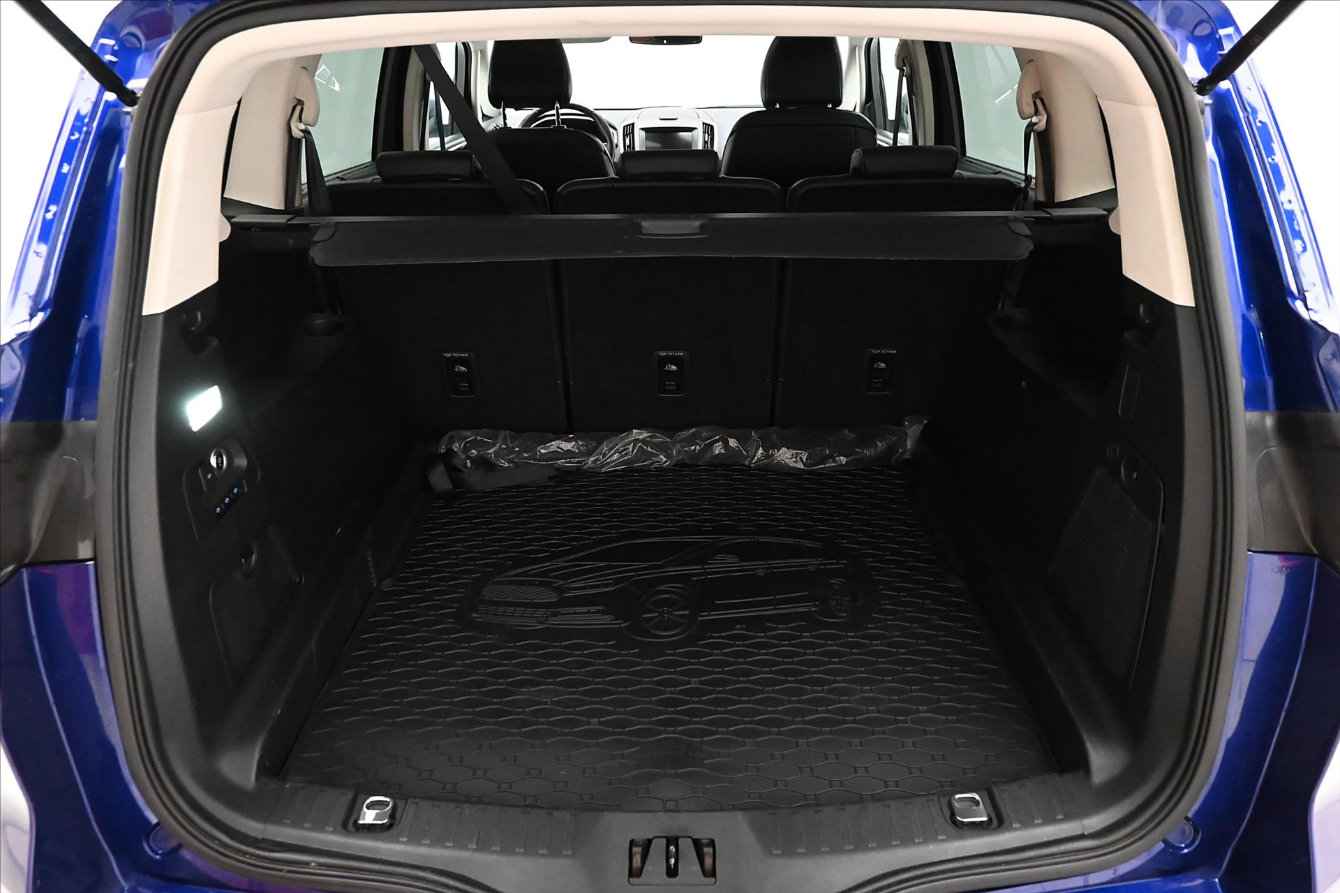 Hlavní fotografie vozu Ford S-MAX 2,0 TDCi 132 kW Záruka až 5 let (10)