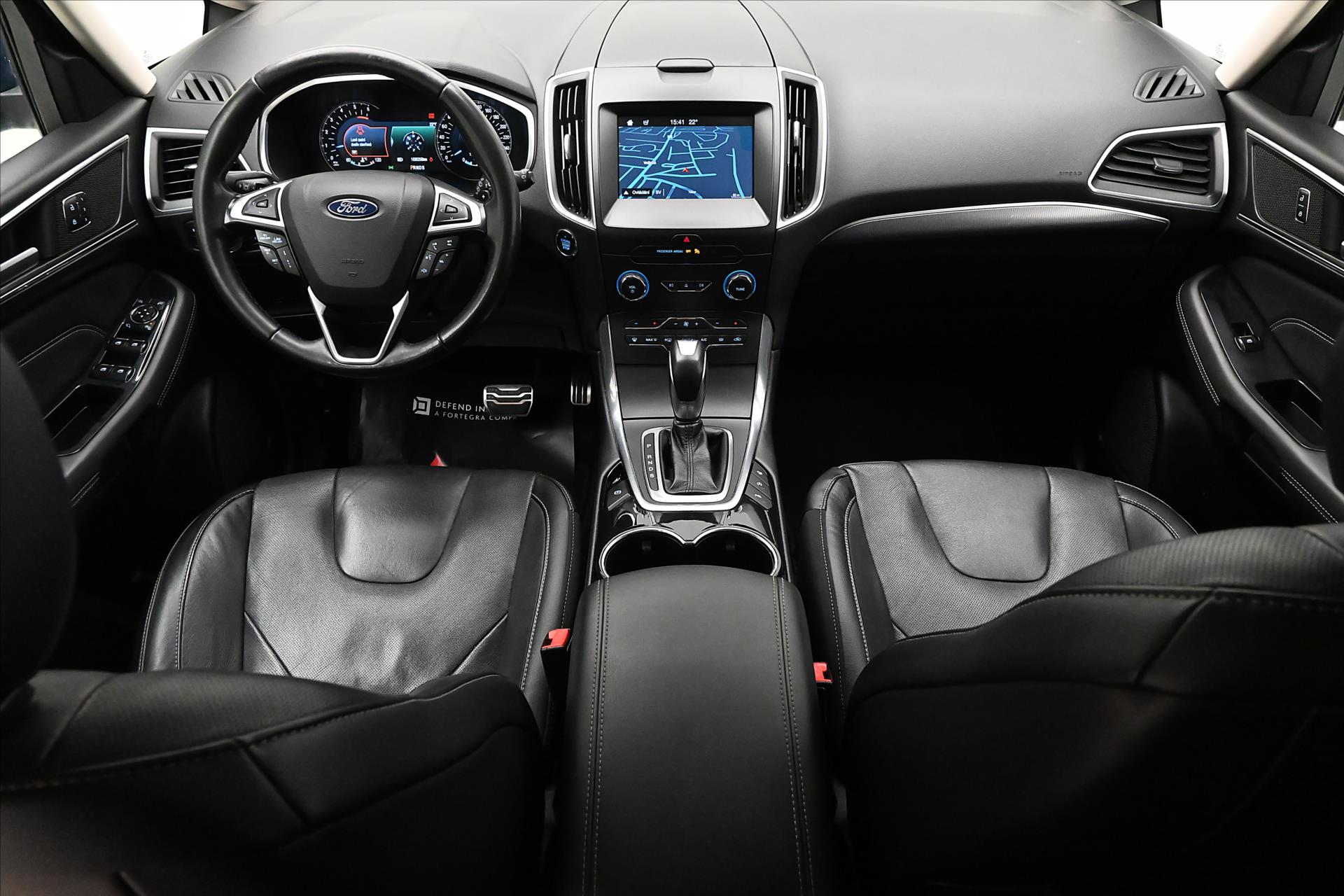 Hlavní fotografie vozu Ford S-MAX 2,0 TDCi 132 kW Záruka až 5 let (15)