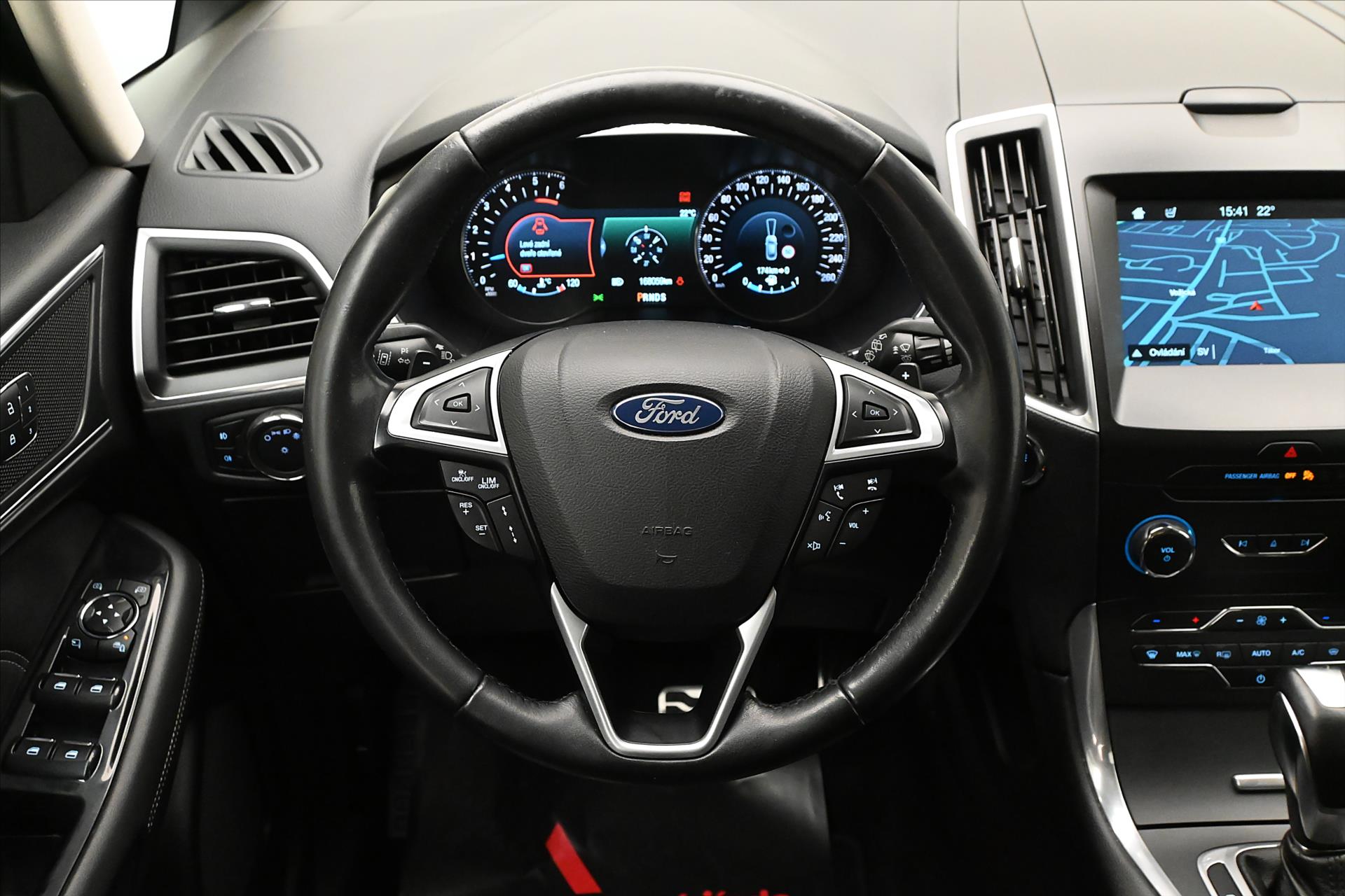 Hlavní fotografie vozu Ford S-MAX 2,0 TDCi 132 kW Záruka až 5 let (18)