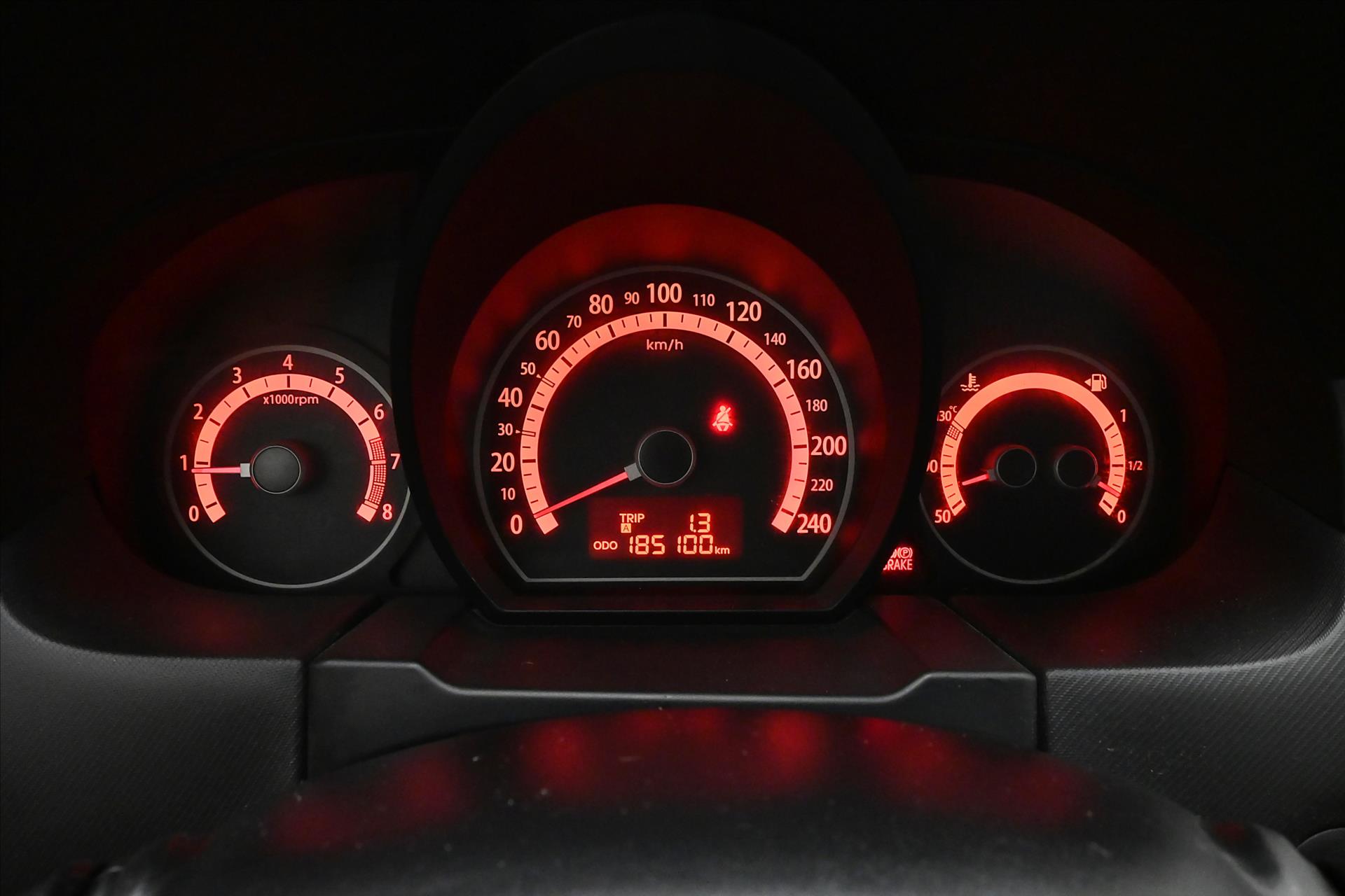 Hlavní fotografie vozu Kia Ceed 1,6 CVVT 92kW TAŽNÉ (16)