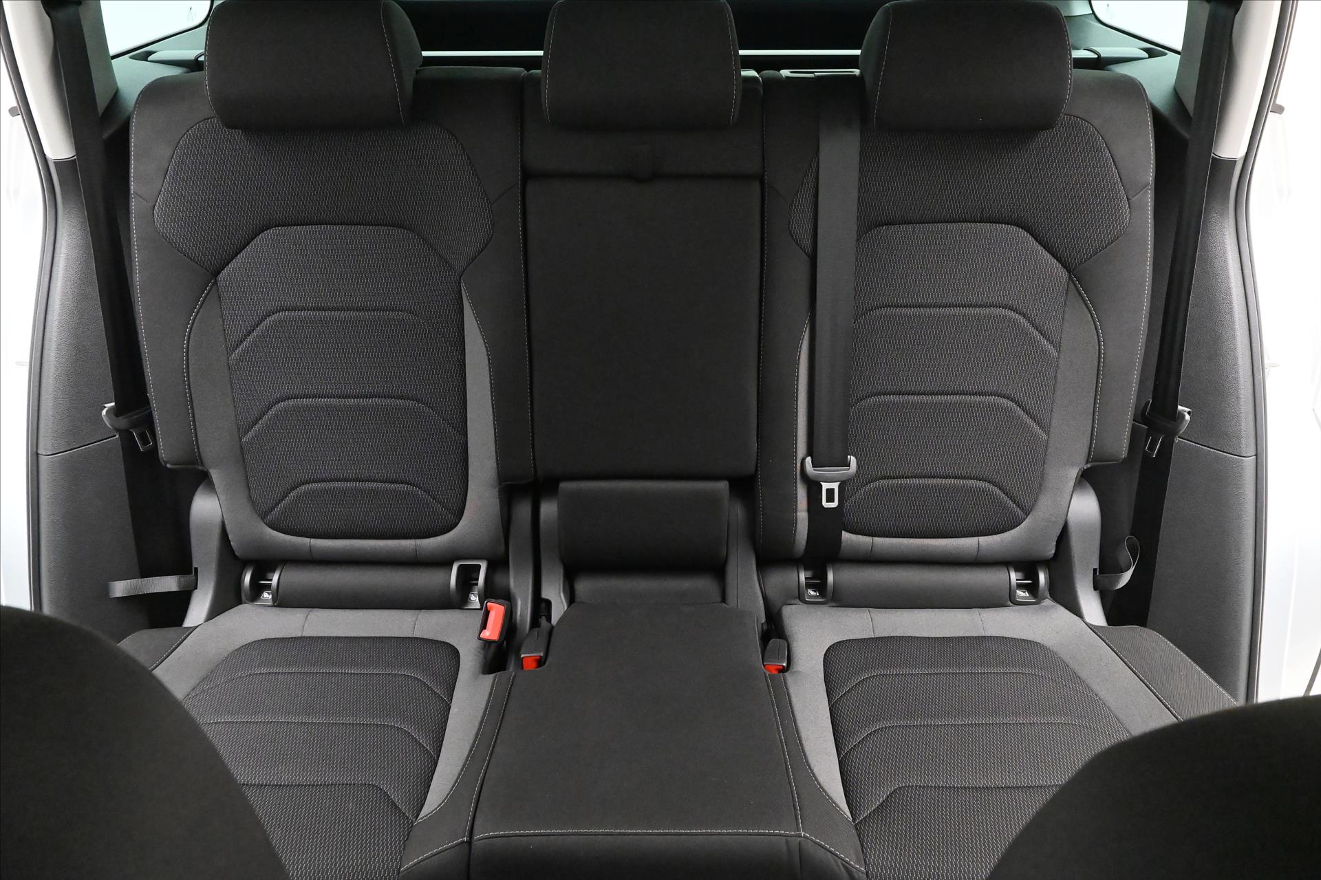 Hlavní fotografie vozu Škoda Kodiaq 2,0 TDI 110kW DSG Navi Tažné Záruka až 5 let (27)