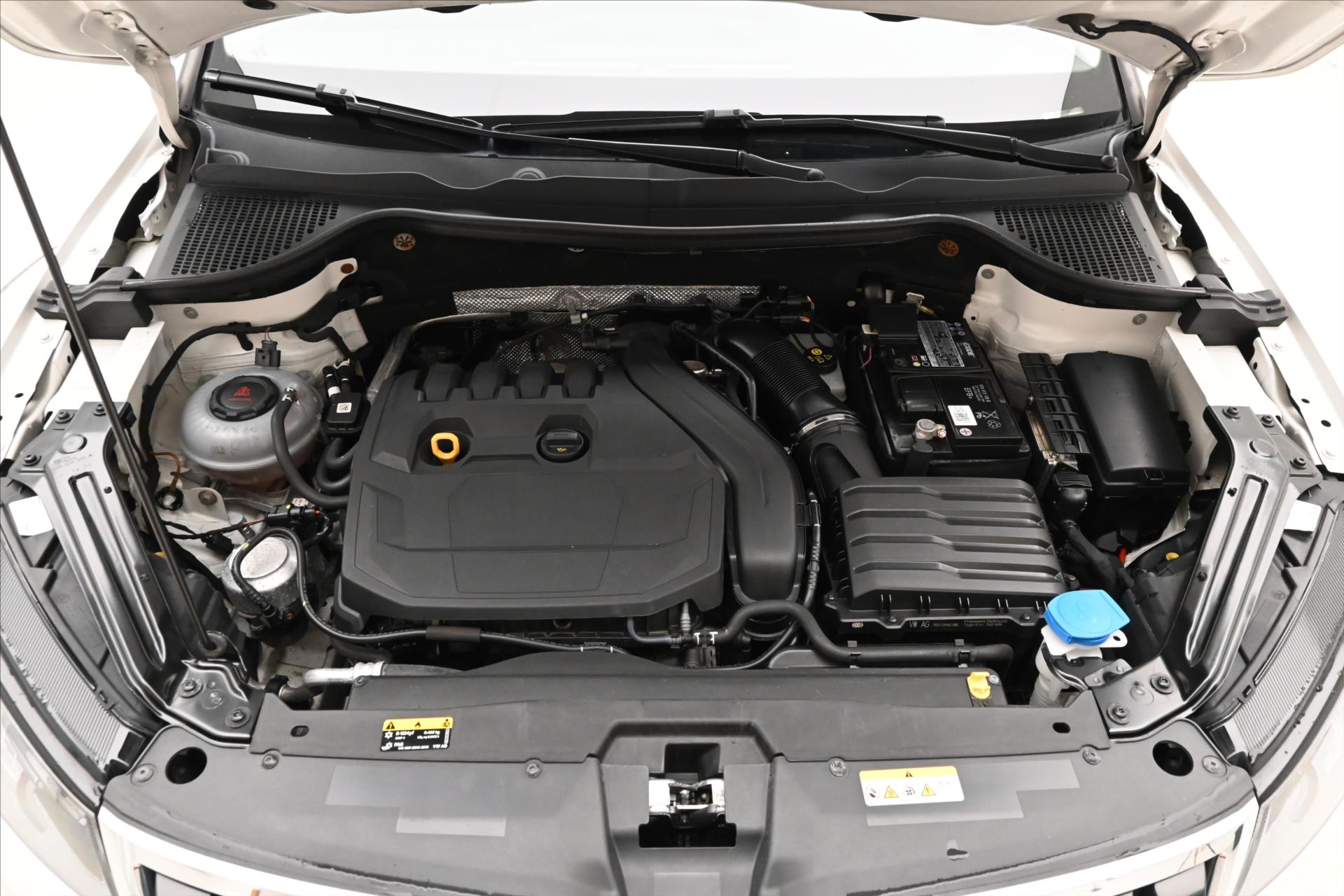 Hlavní fotografie vozu Škoda Karoq 1,5 TSI 110 kW Ambition Tažné Záruka až 5 let (10)