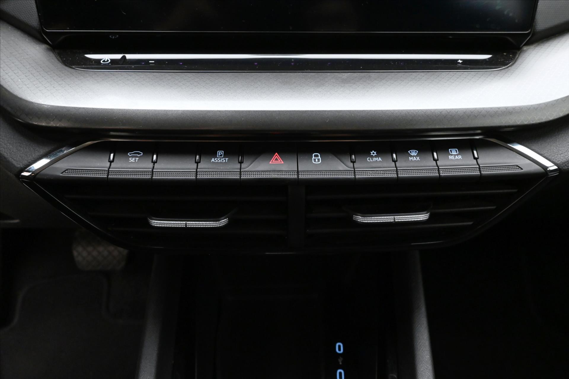 Hlavní fotografie vozu Škoda Octavia 2,0 TDI 110kW DSG Ambition Záruka až 5 let (19)