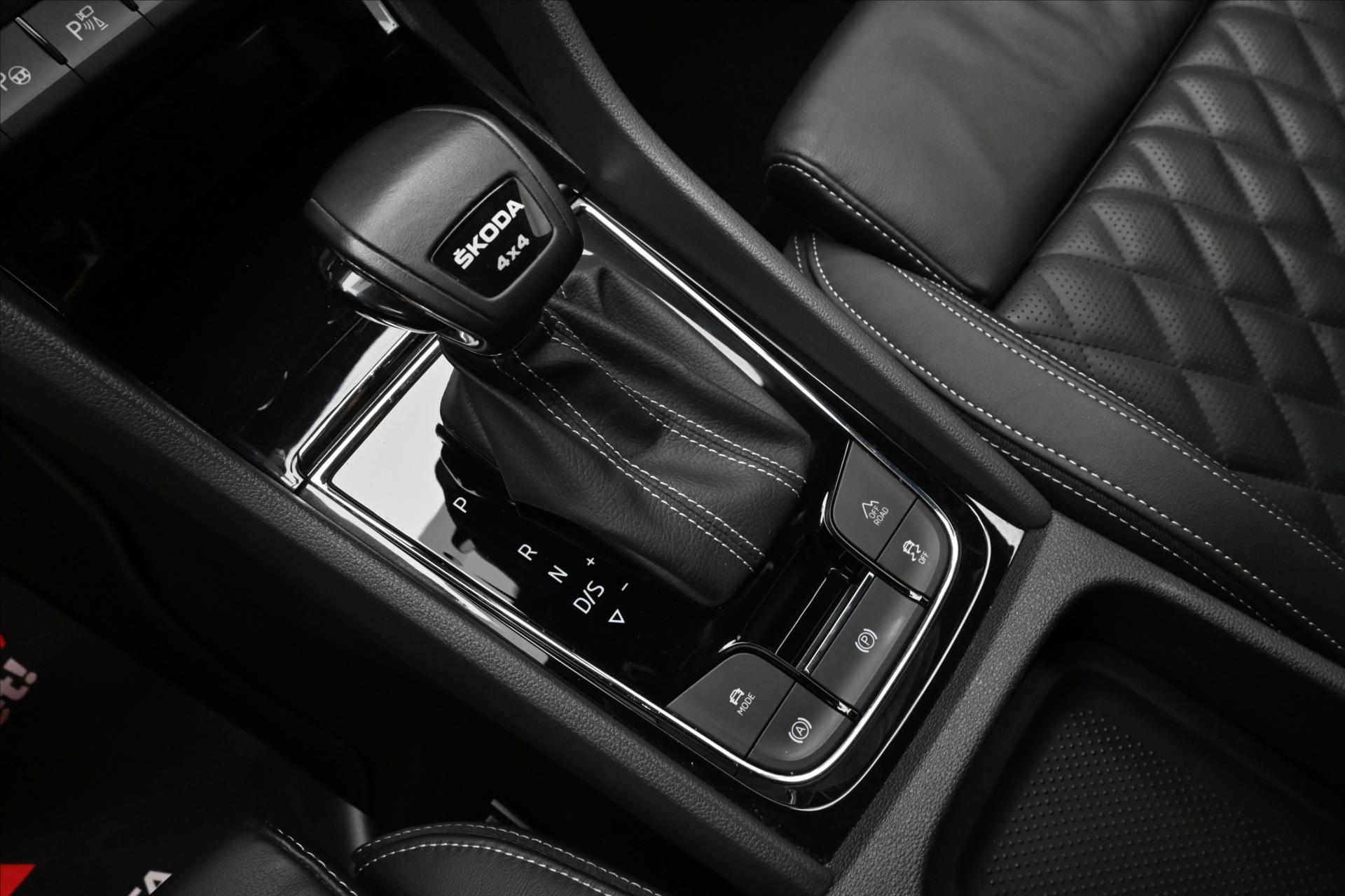 Hlavní fotografie vozu Škoda Kodiaq 2,0 TDI 147kW DSG 4x4 Sport LINE Záruka až 5 let (23)