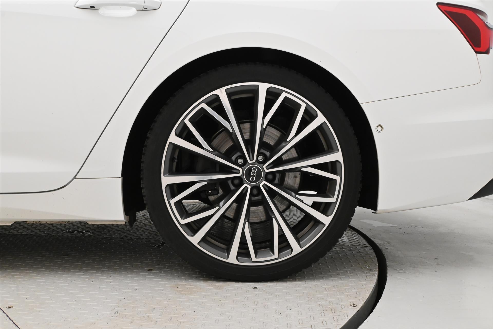 Hlavní fotografie vozu Audi A6 3,0 TDI 210 kW QUATTRO S-LINE Záruka až 5 let (32)