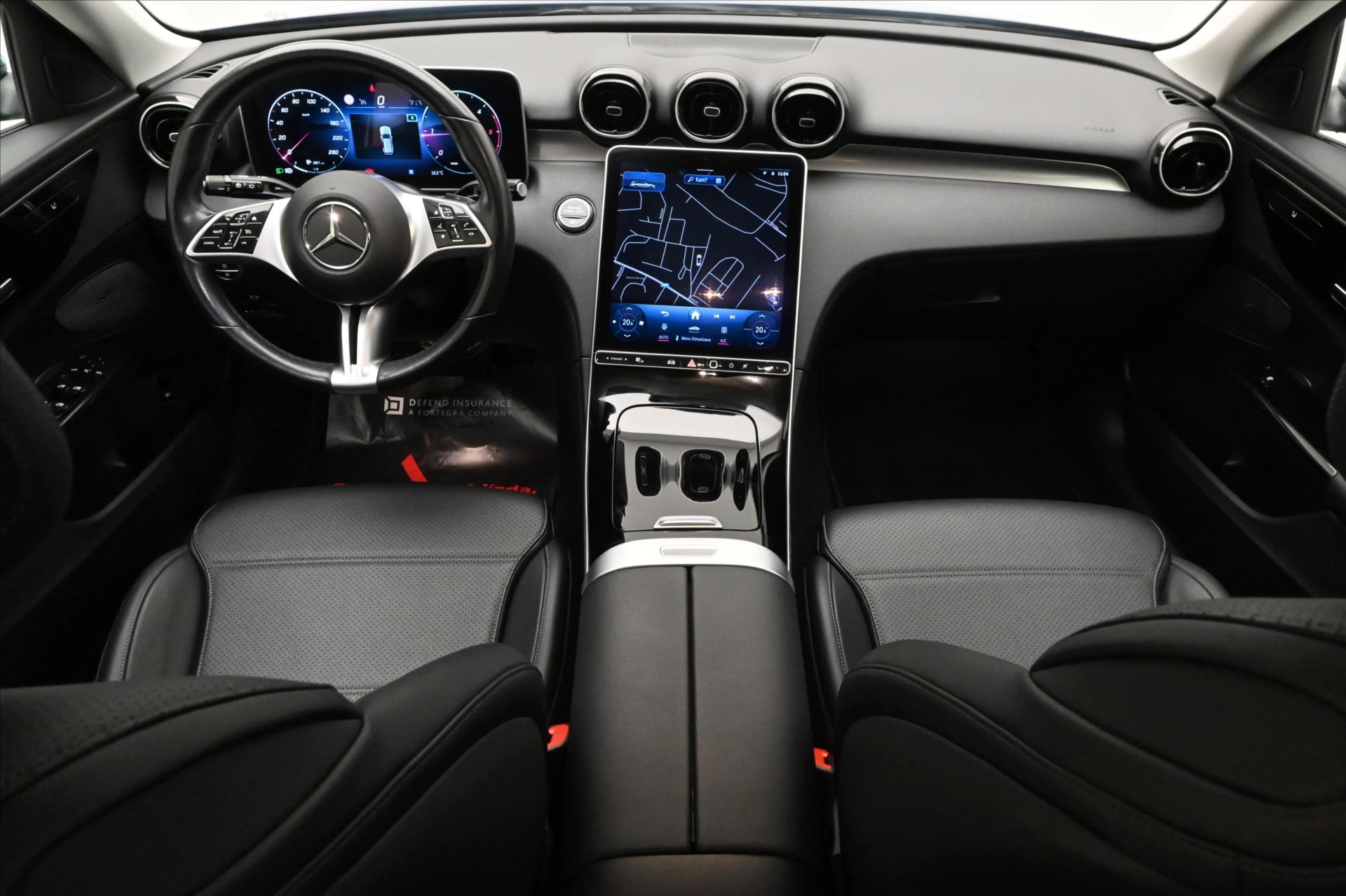 Hlavní fotografie vozu Mercedes-Benz Třídy C 2,0 220d 147kW 4MATIC AVANTGARDE Záruka až 5 let (15)