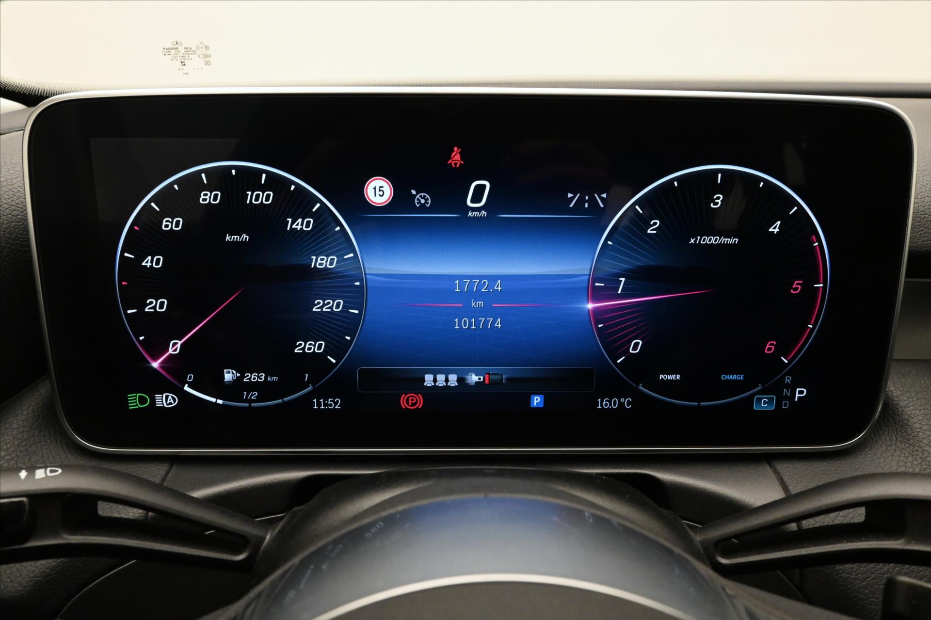 Hlavní fotografie vozu Mercedes-Benz Třídy C 2,0 220d 147kW 4MATIC AVANTGARDE Záruka až 5 let (16)