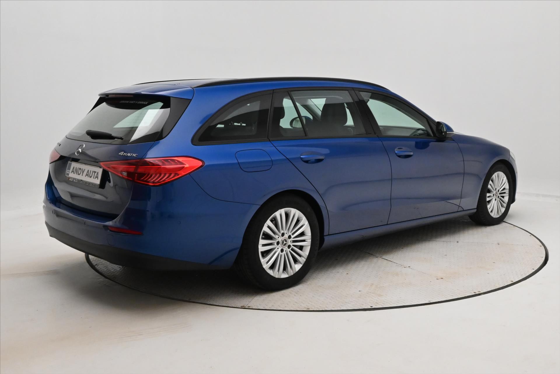 Hlavní fotografie vozu Mercedes-Benz Třídy C 2,0 220d 147kW 4MATIC AVANTGARDE Záruka až 5 let (5)