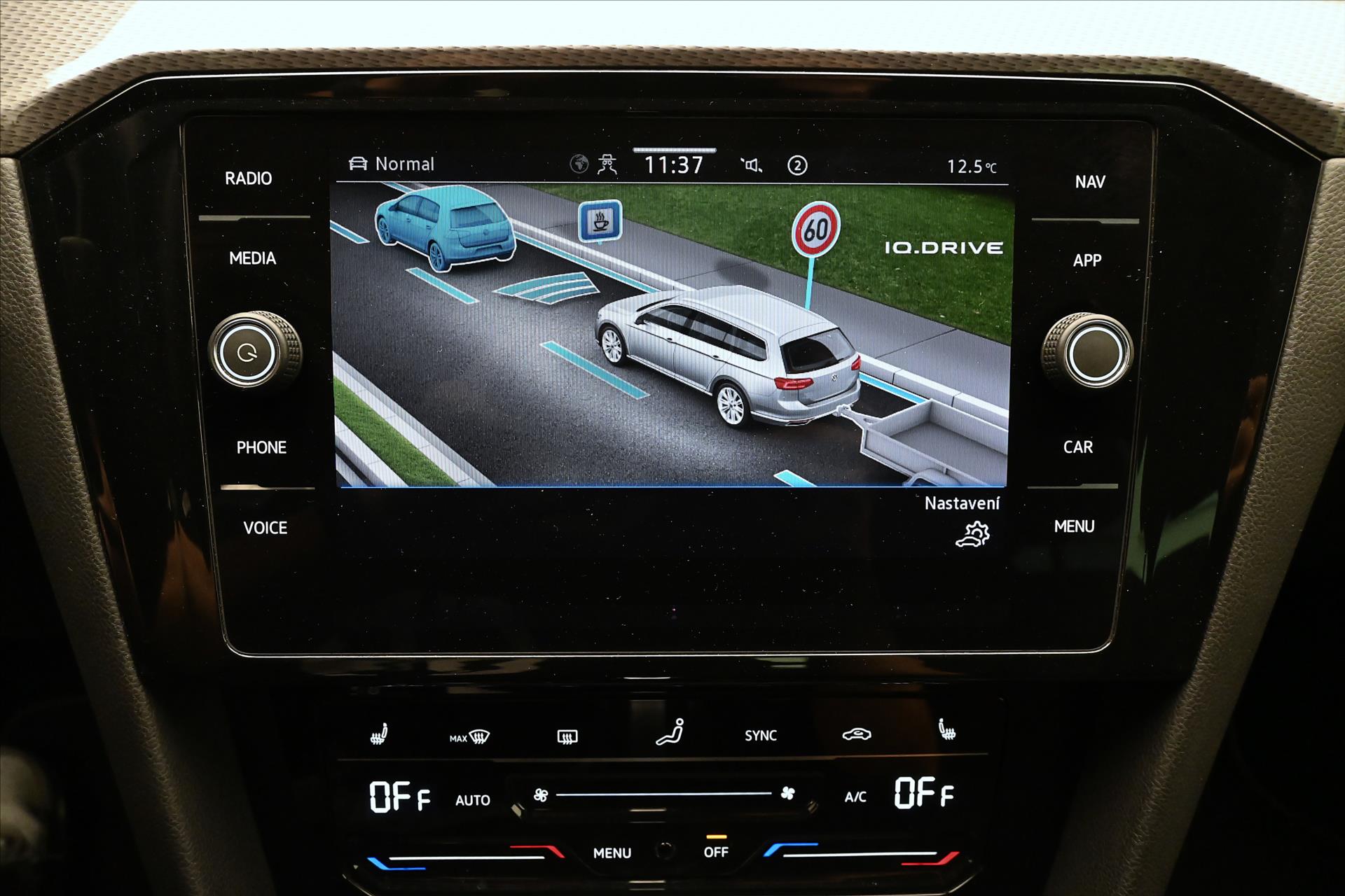 Hlavní fotografie vozu Volkswagen Passat 2,0 TDI 147kW Alltrack DSG 4Motion Záruka až 5 let (19)