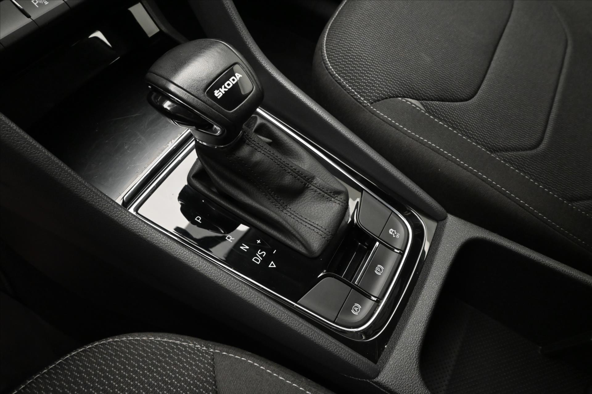 Hlavní fotografie vozu Škoda Kodiaq 2,0 TDI 110 kW DSG Ambition Záruka až 5 let (21)