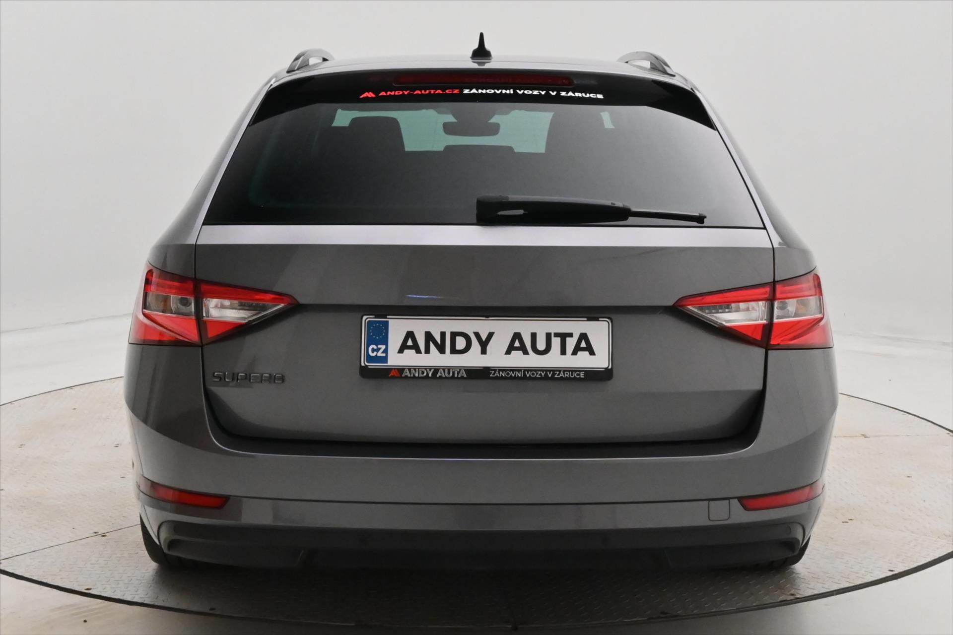 Hlavní fotografie vozu Škoda Superb 2,0 TDI 110kW DSG Style Záruka až 5 let (6)