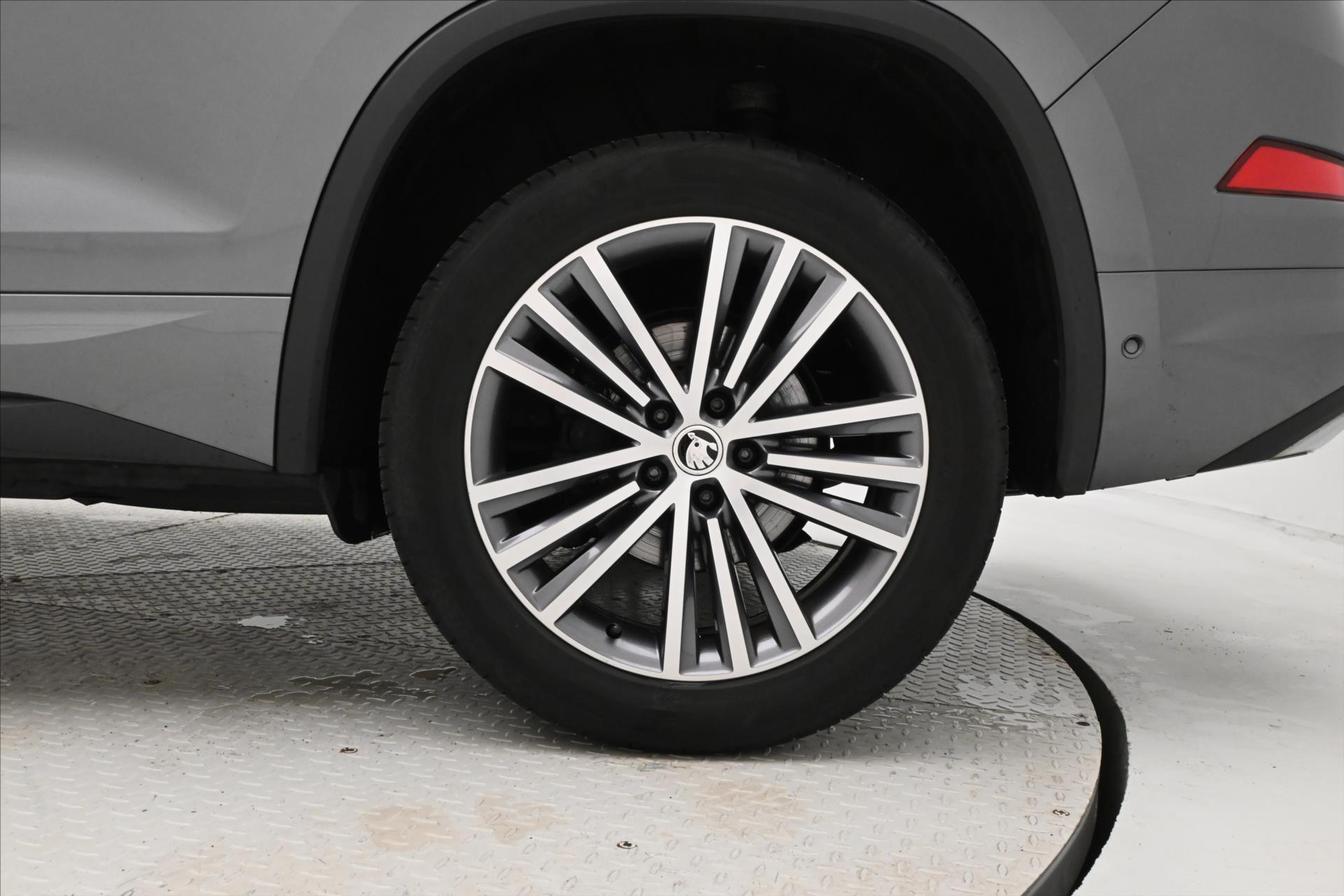 Hlavní fotografie vozu Škoda Kodiaq 2,0 TDI 147 kW DSG 4x4 L&K Záruka až 5 let (32)