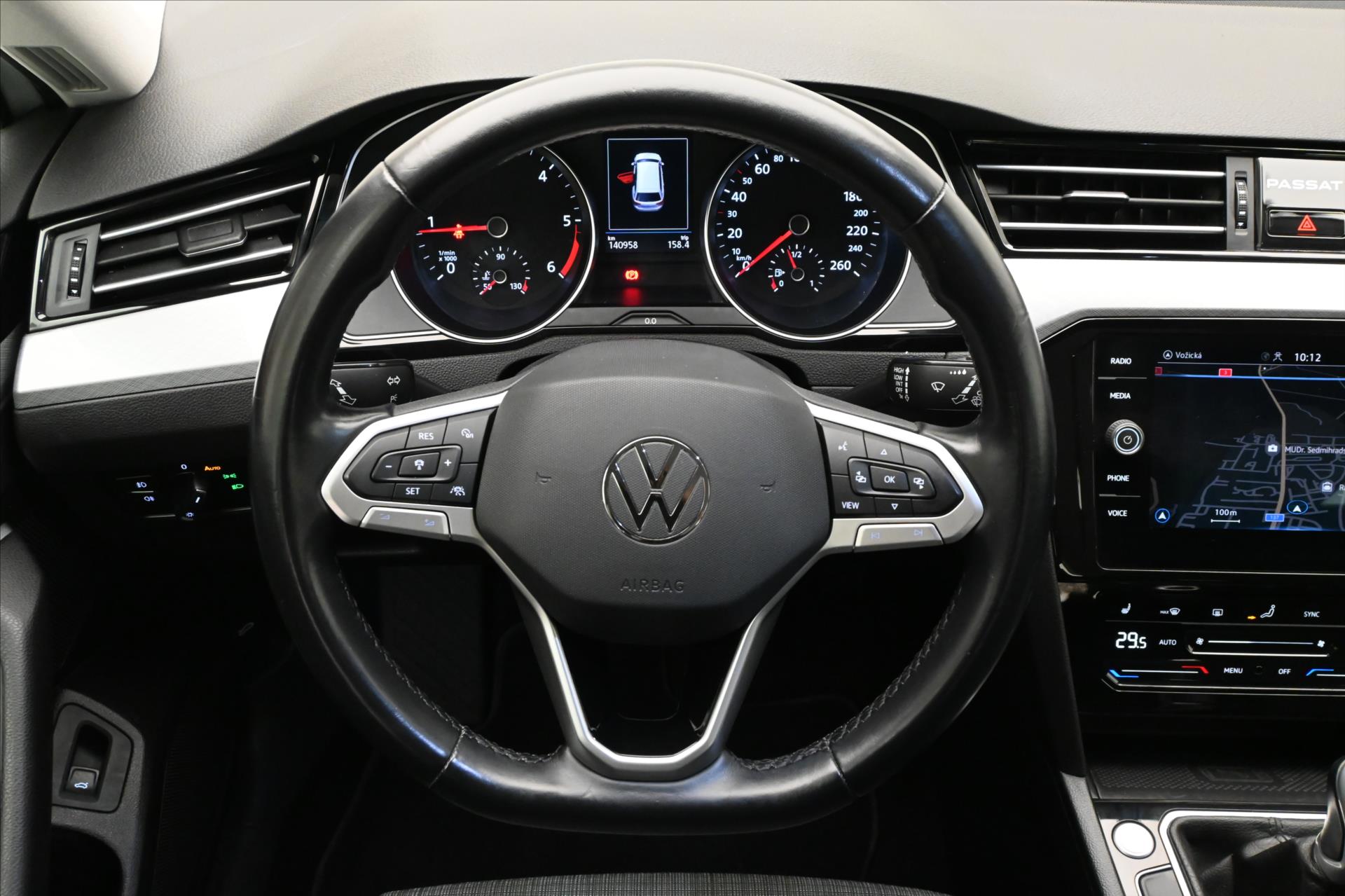 Hlavní fotografie vozu Volkswagen Passat 2,0 TDI 110kW Business Záruka až 5 let (18)