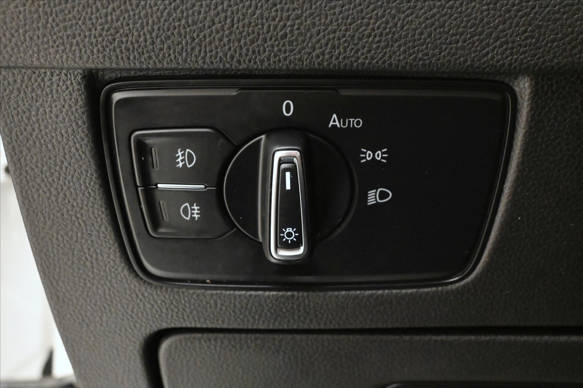Hlavní fotografie vozu Volkswagen Passat 2,0 TDI 110kW Business Záruka až 5 let (27)