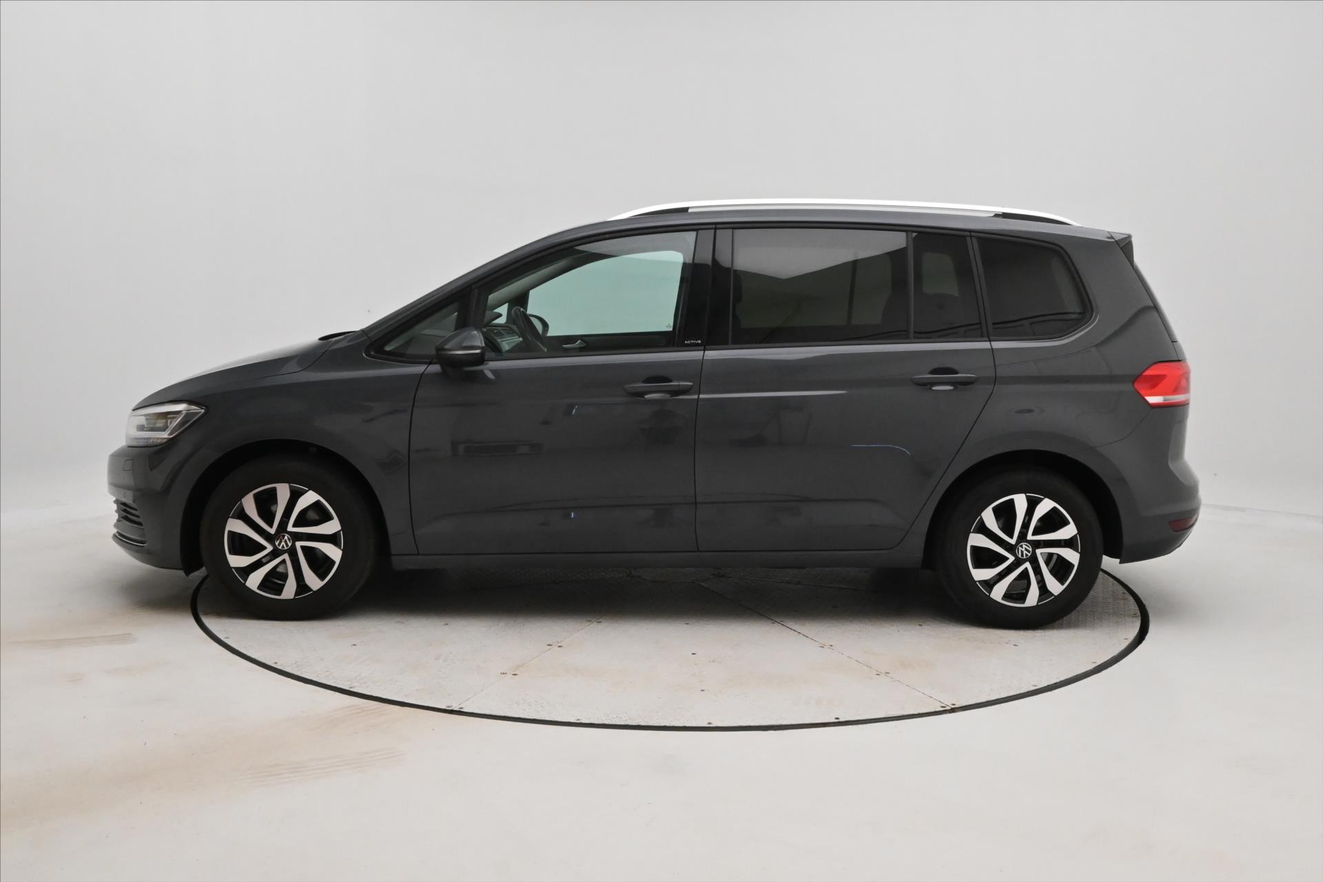 Hlavní fotografie vozu Volkswagen Touran 2,0 TDI 110kW Active Záruka až 5 let (8)