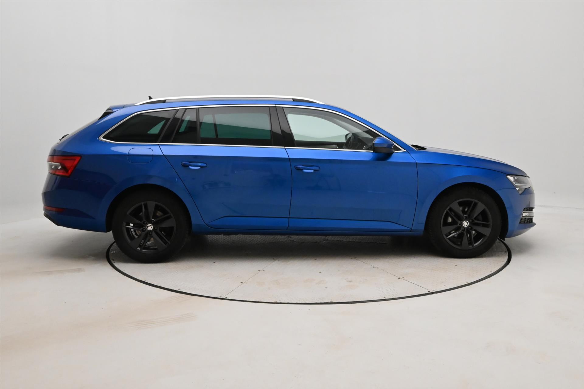 Hlavní fotografie vozu Škoda Superb 2,0 TDI 147kW DSG Style Záruka až 5 let (4)