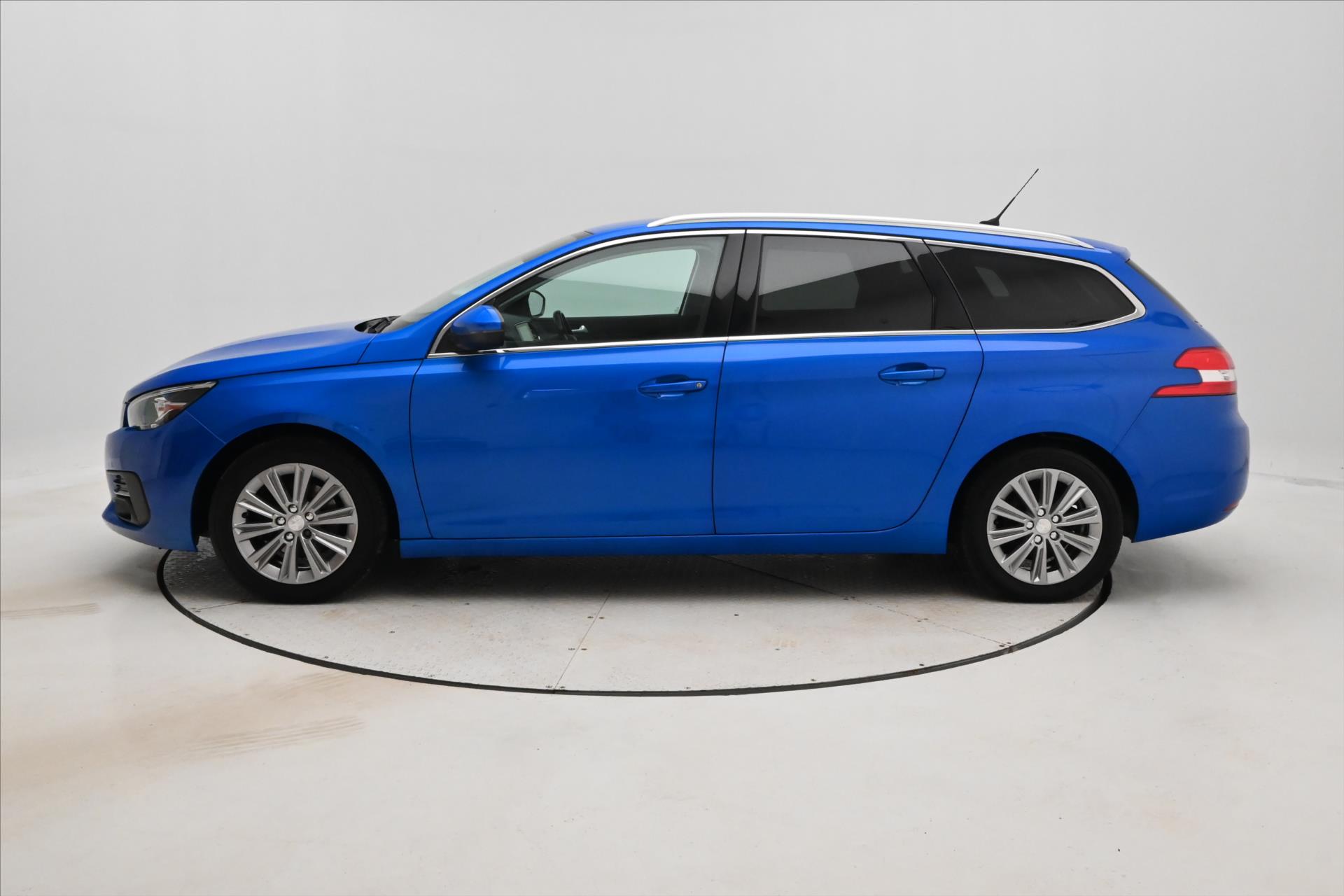 Hlavní fotografie vozu Peugeot 308 1,5 BlueHDI 96 kW Allure Záruka až 5 let (8)