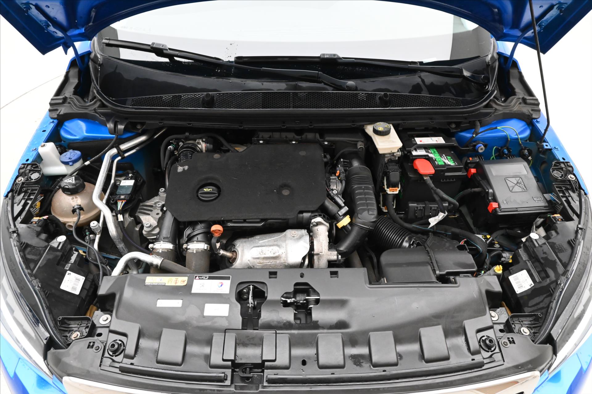 Hlavní fotografie vozu Peugeot 308 1,5 BlueHDI 96 kW Allure Záruka až 5 let (9)
