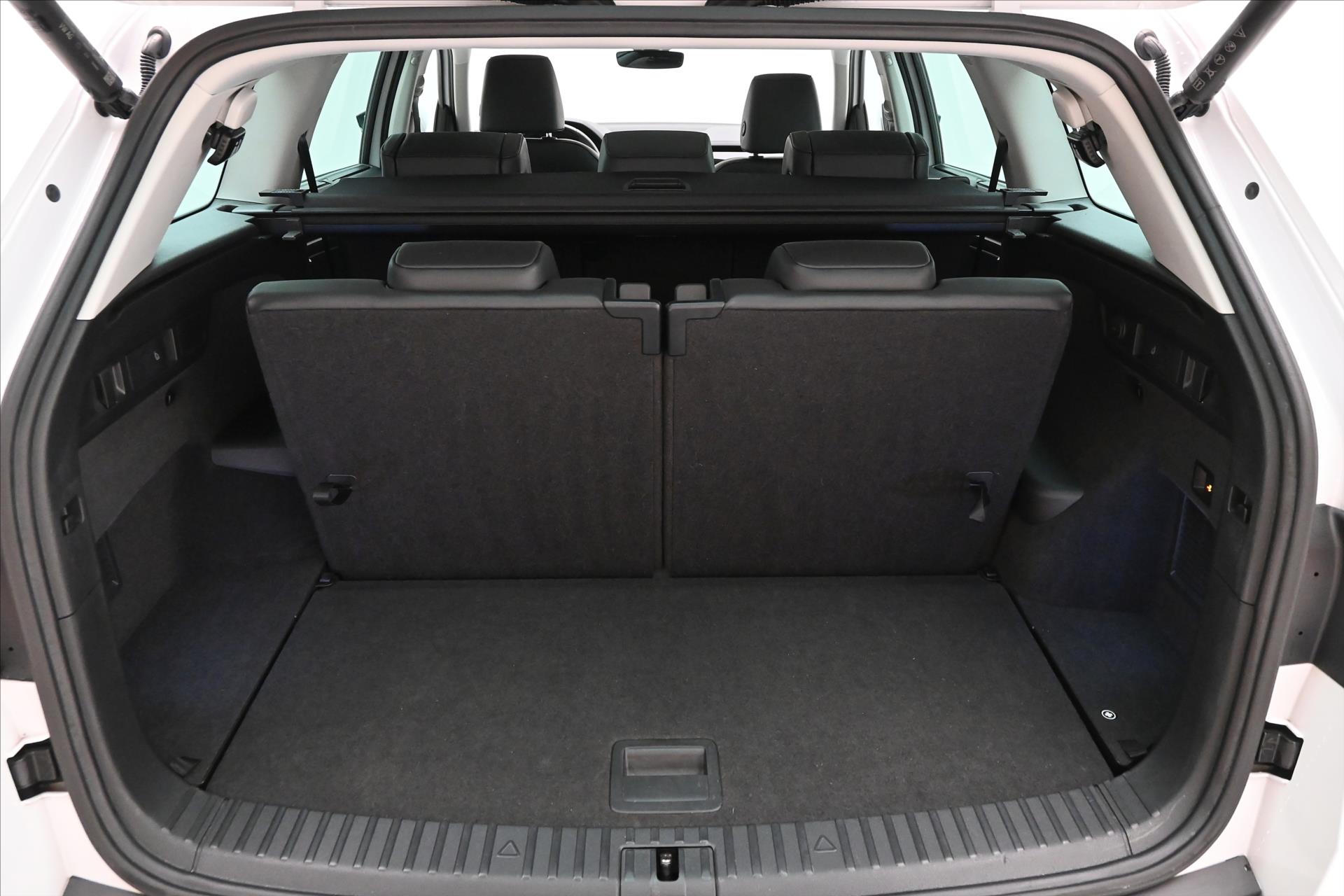 Hlavní fotografie vozu Škoda Kodiaq 2,0 TSI 140KW DSG L&K 4x4 7MÍST STYLE Záruka až 5 let (10)